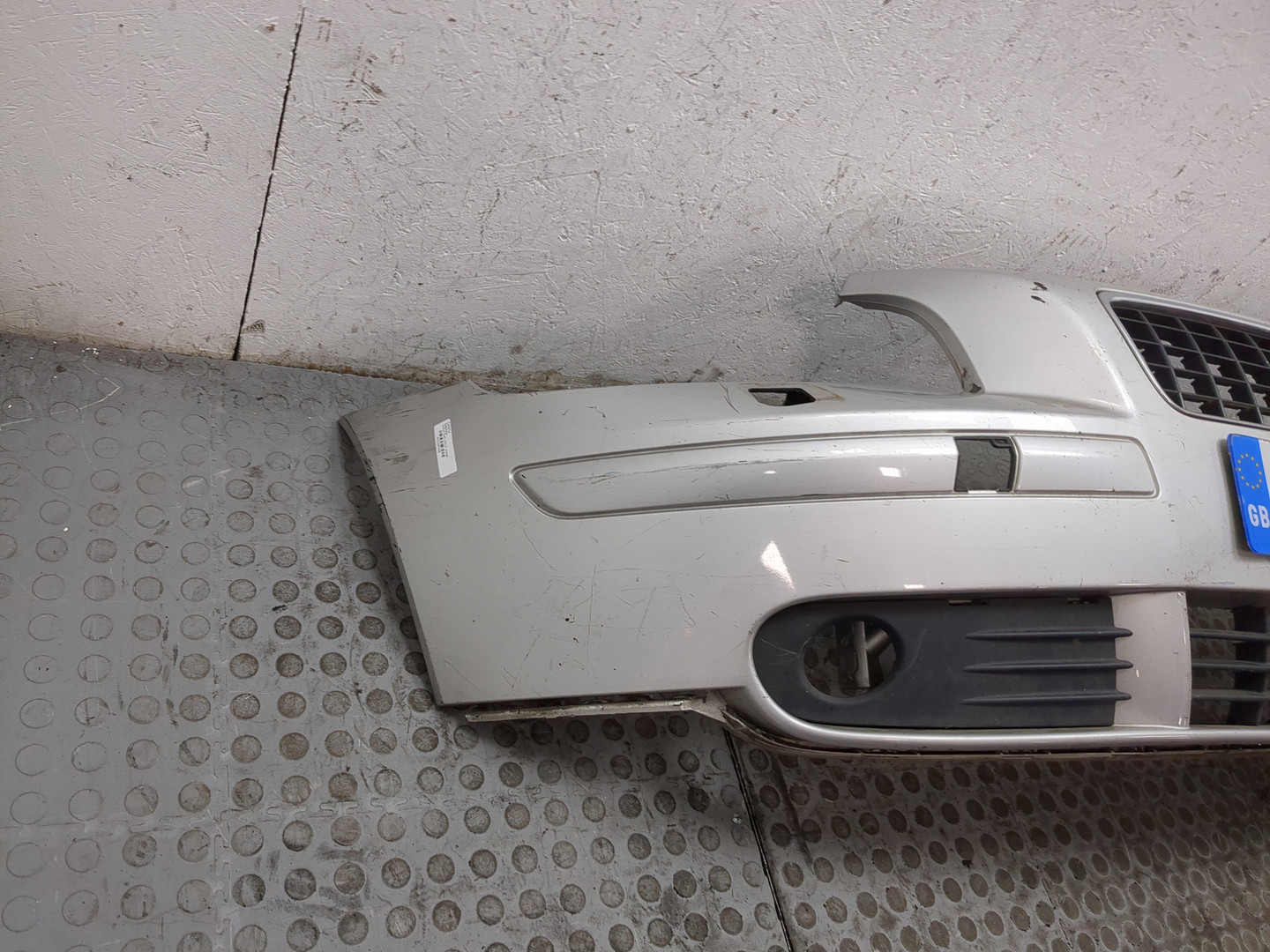 Бампер передний