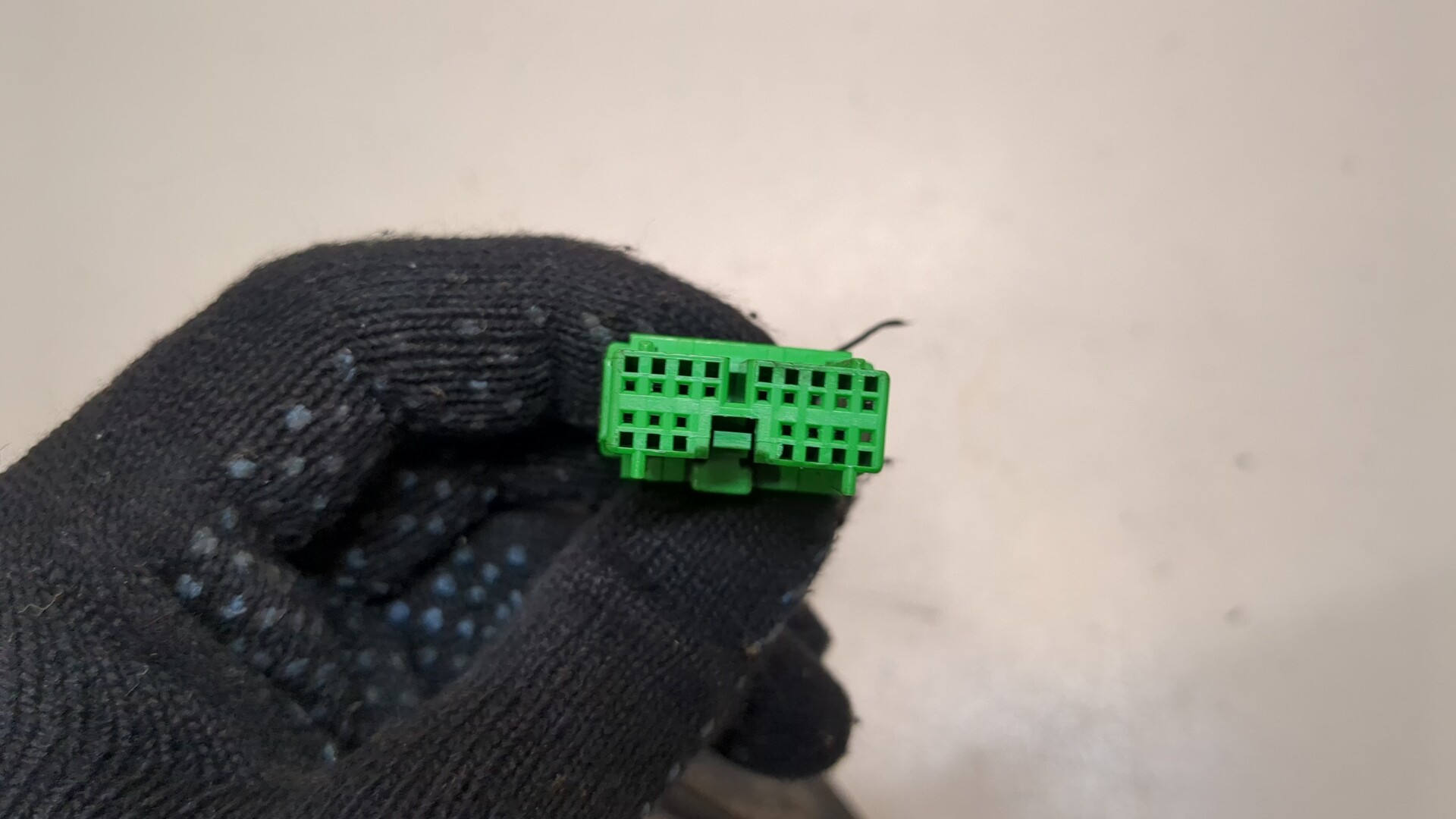 Зеркало правое электрическое