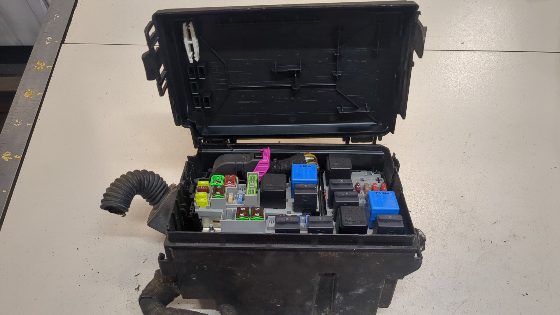 Блок предохранителей