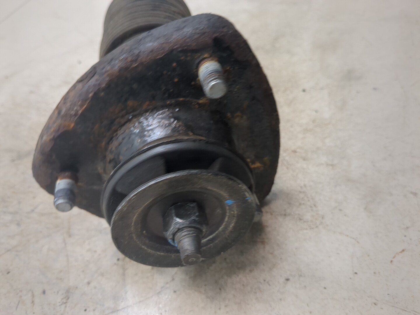 Амортизатор задний (стойка)