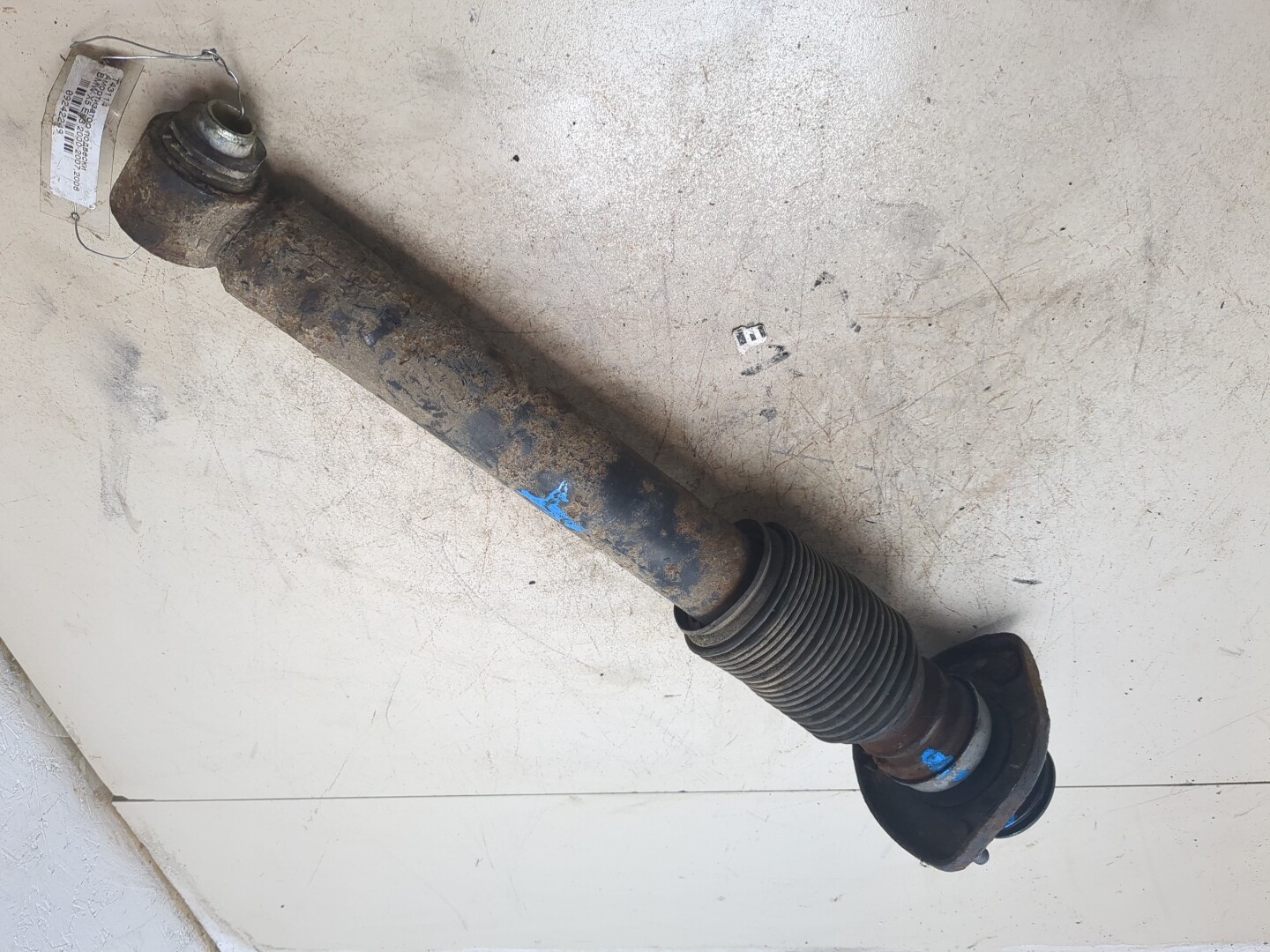 Амортизатор задний (стойка)