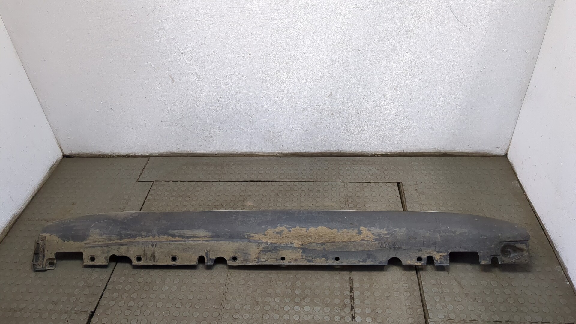 Подножка правая