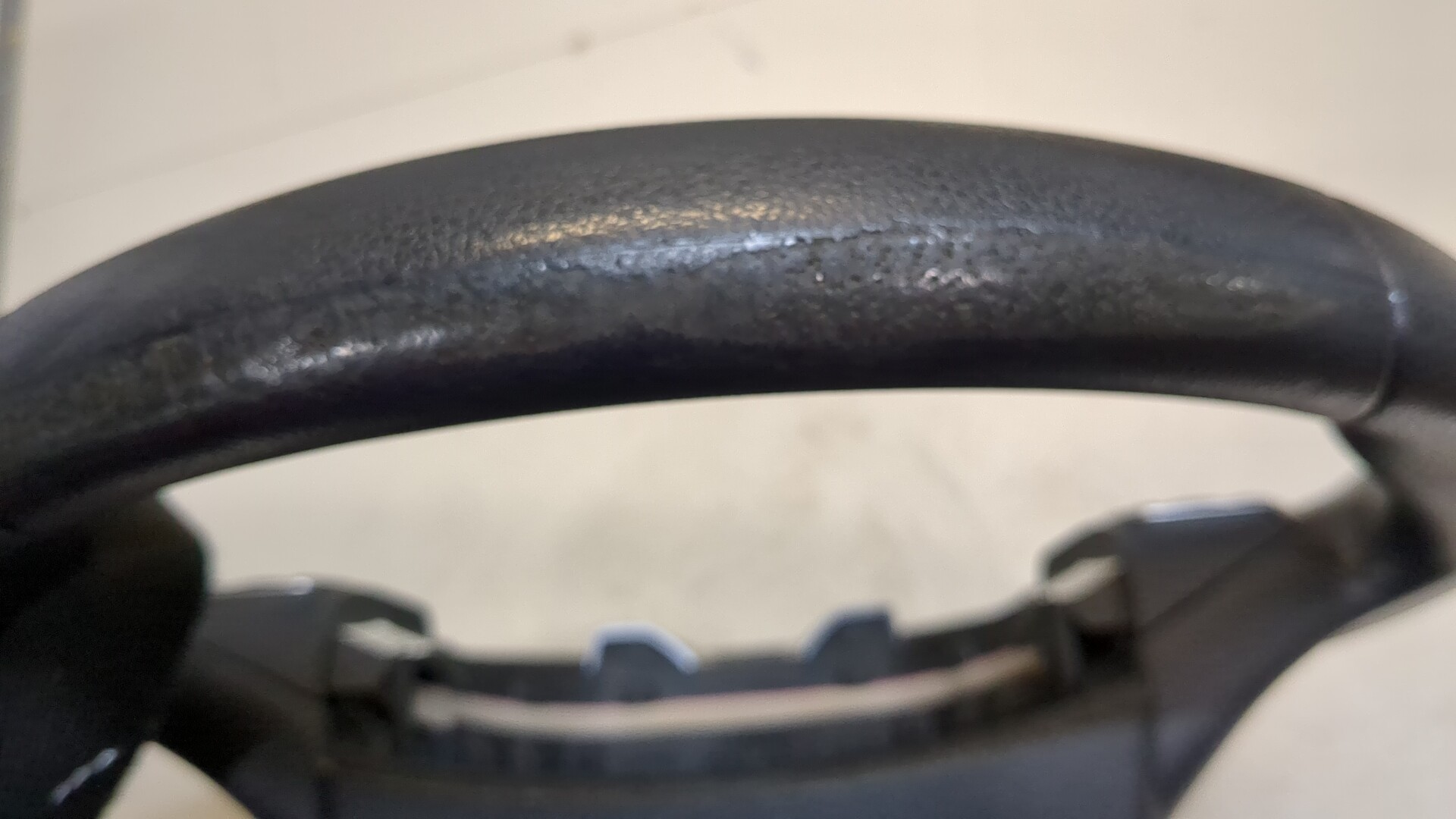 Рулевое колесо (руль)