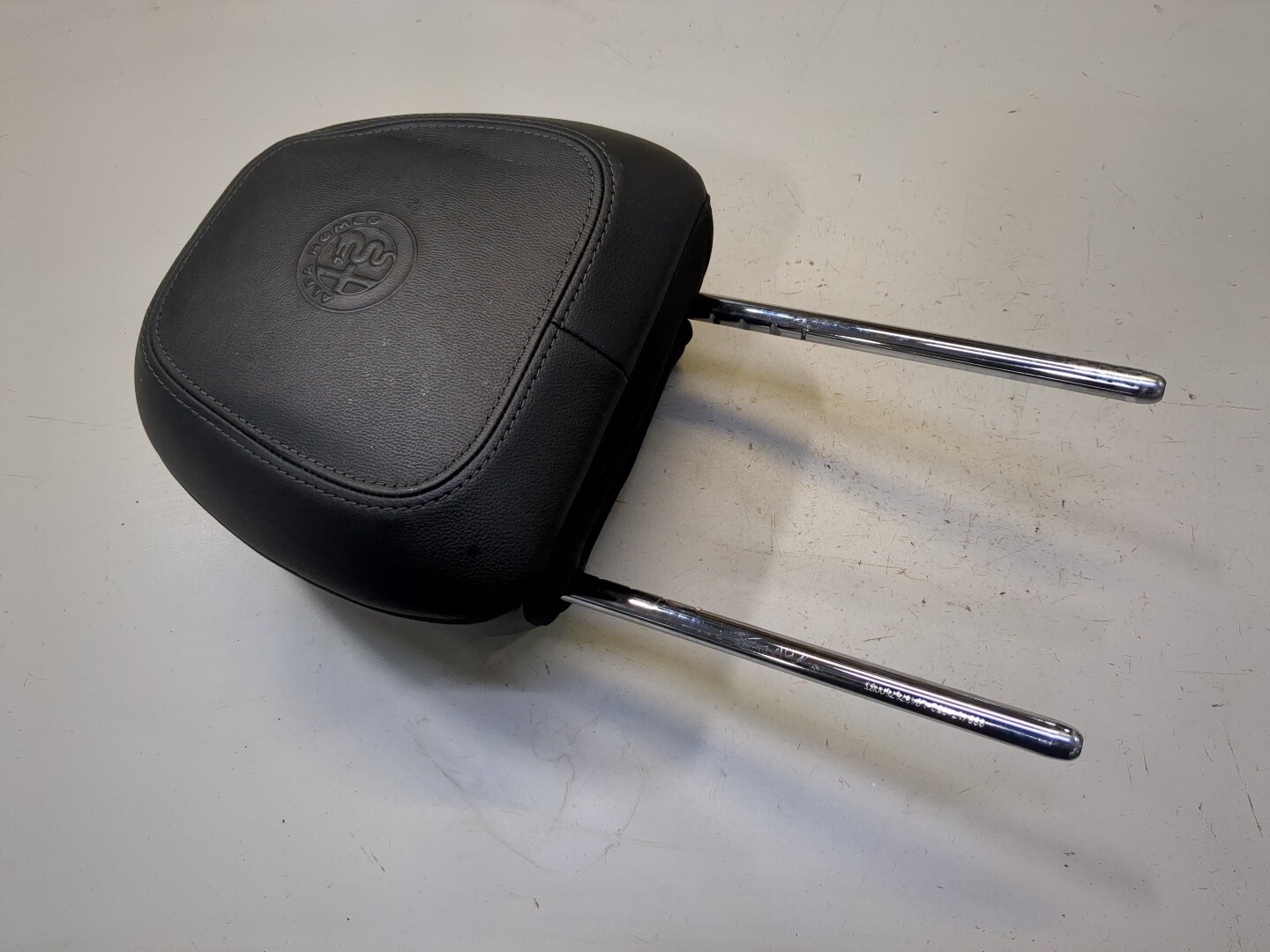 Подголовник сиденья