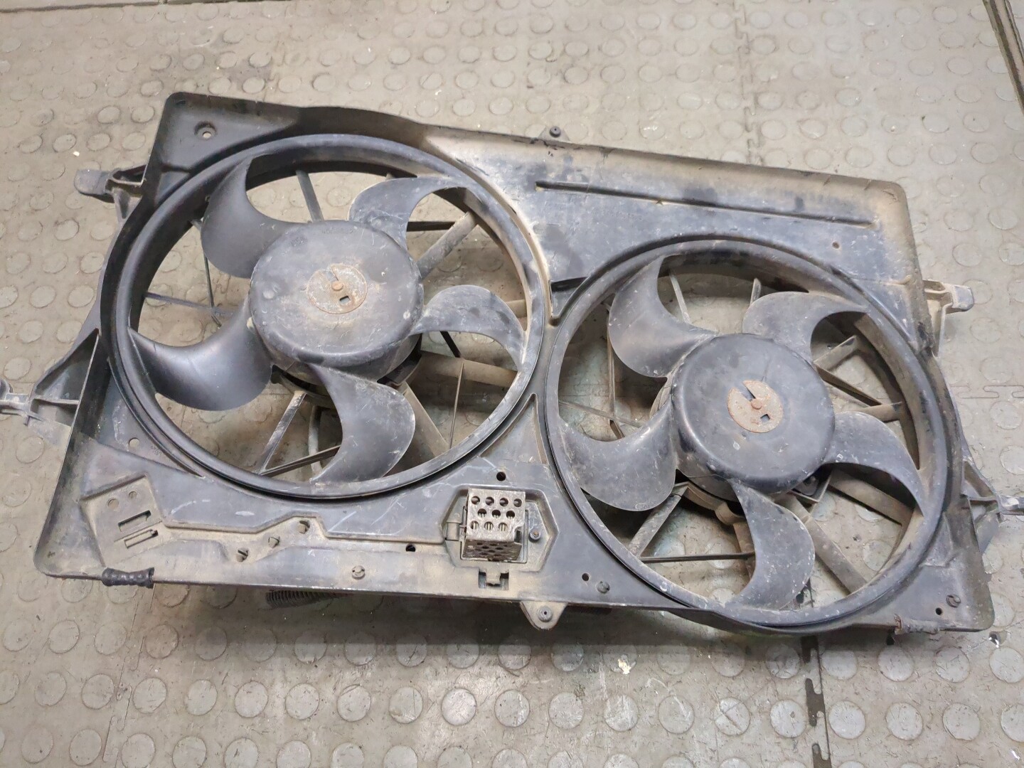 Вентилятор радиатора