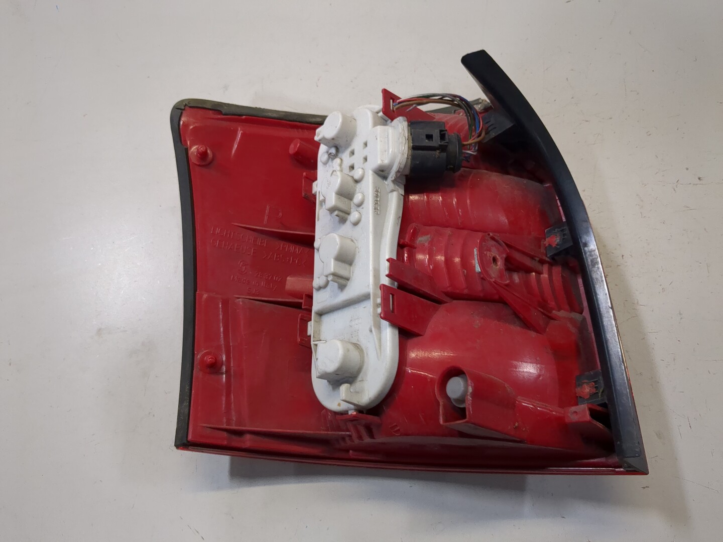 Фонарь задний правый