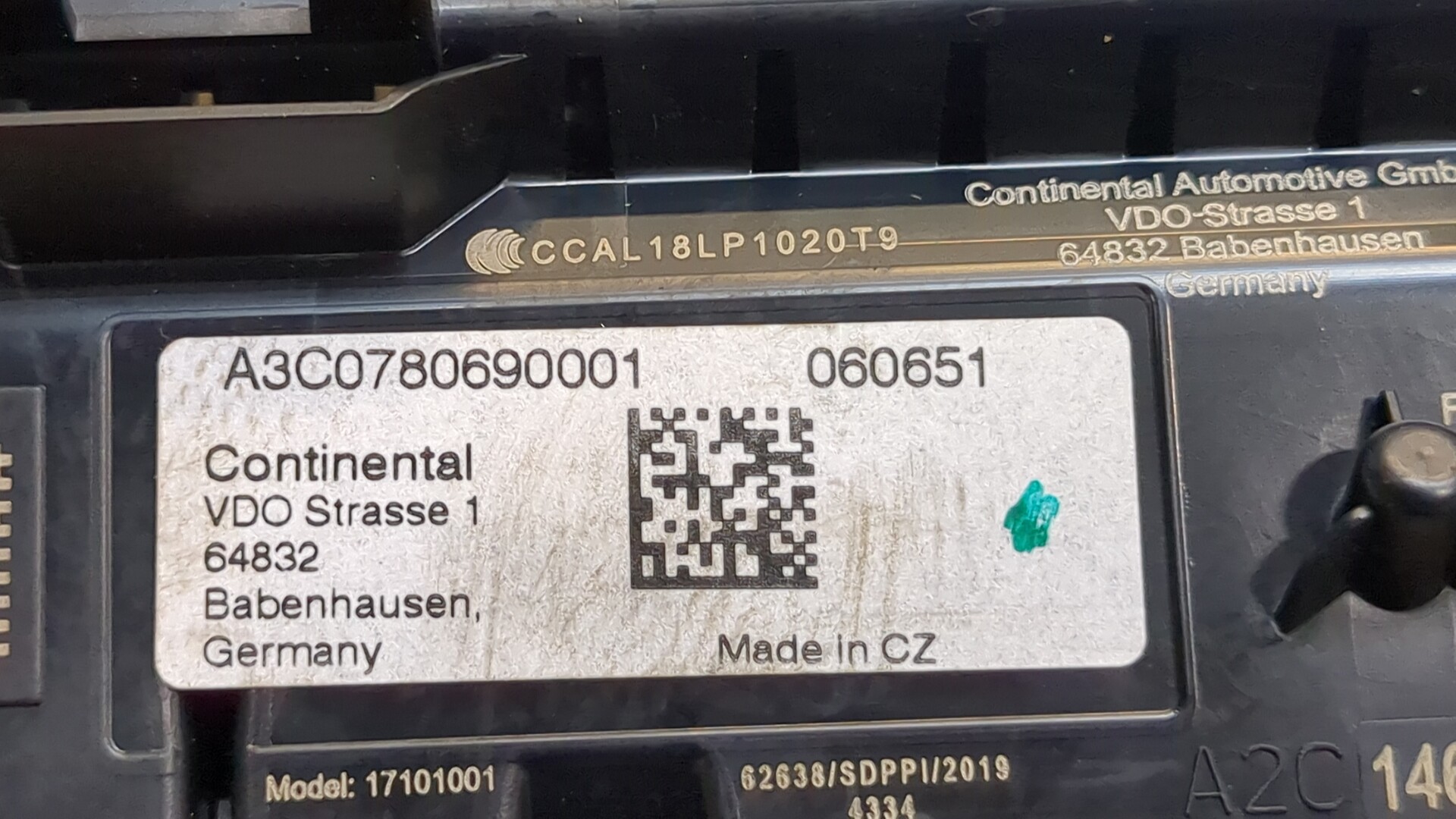 Панель приборов