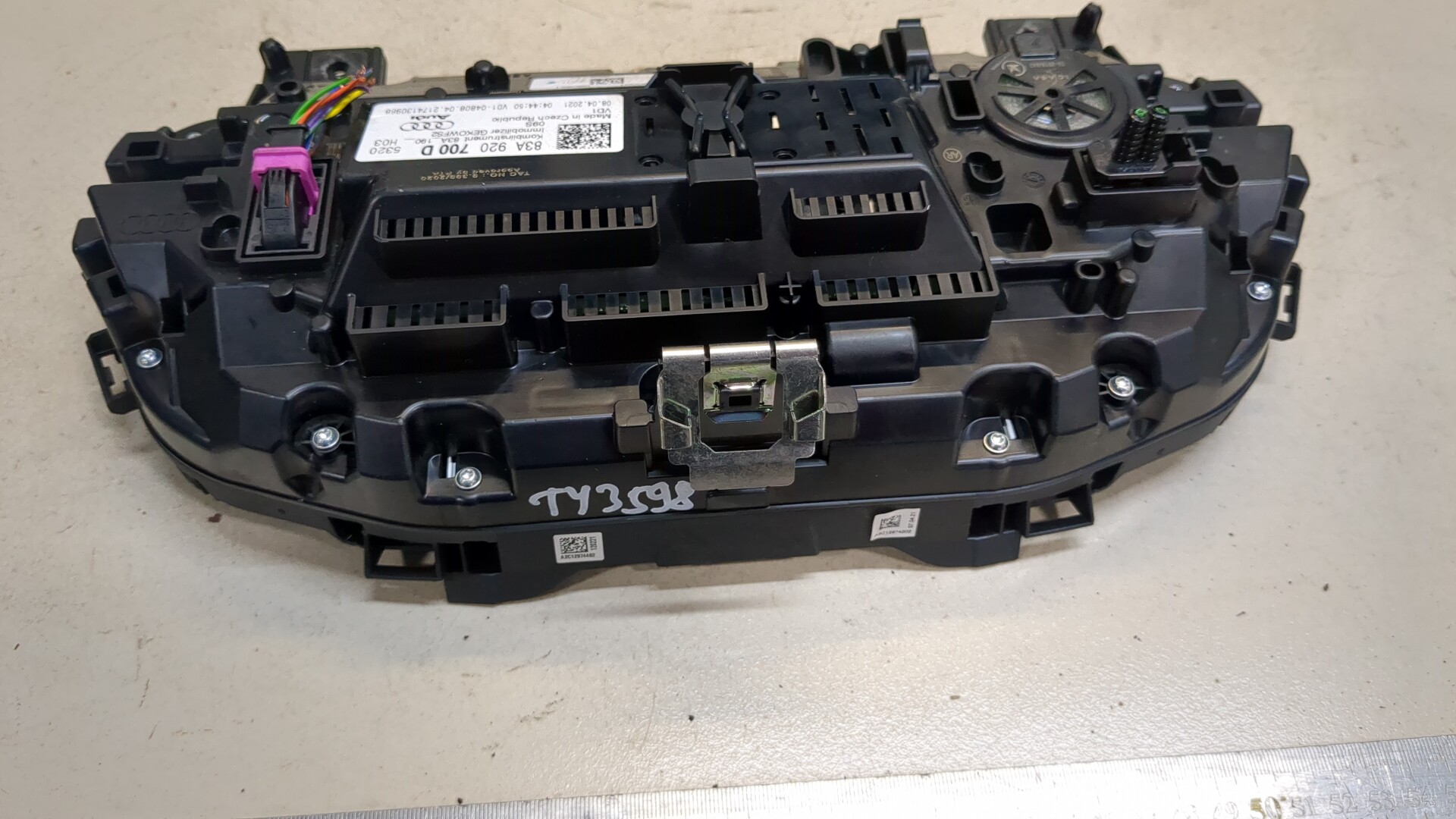 Панель приборов