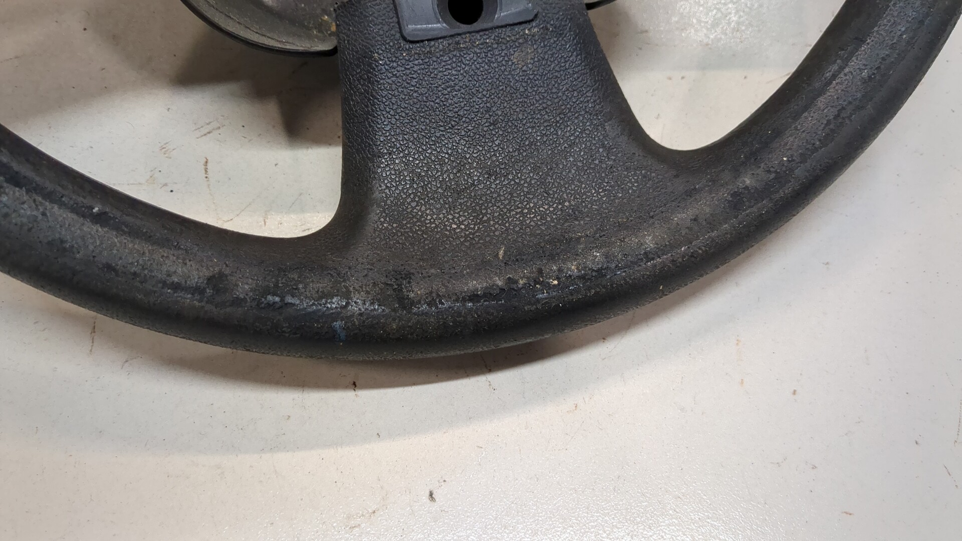 Рулевое колесо (руль)