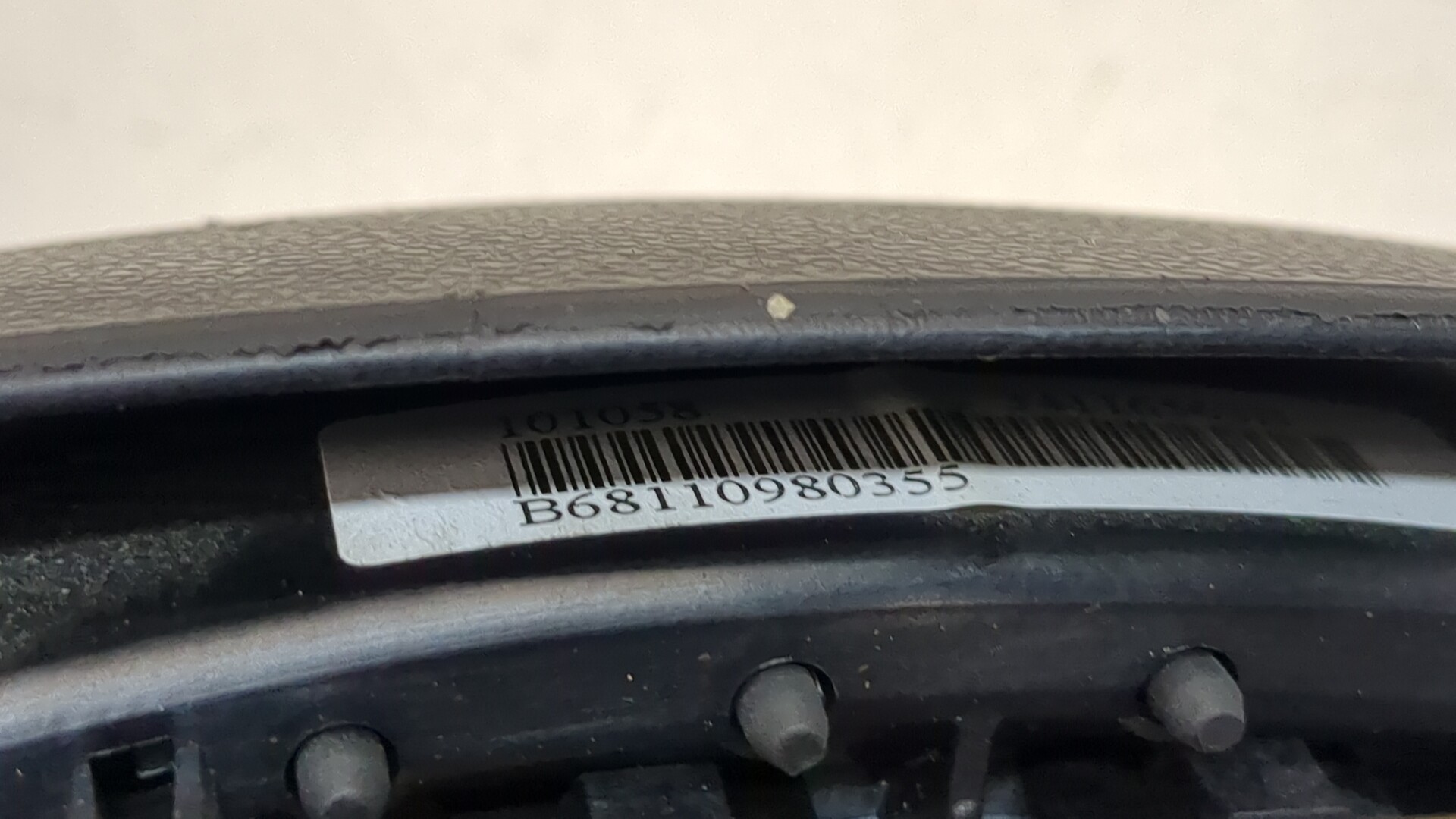 Подушка безопасности в рулевое колесо