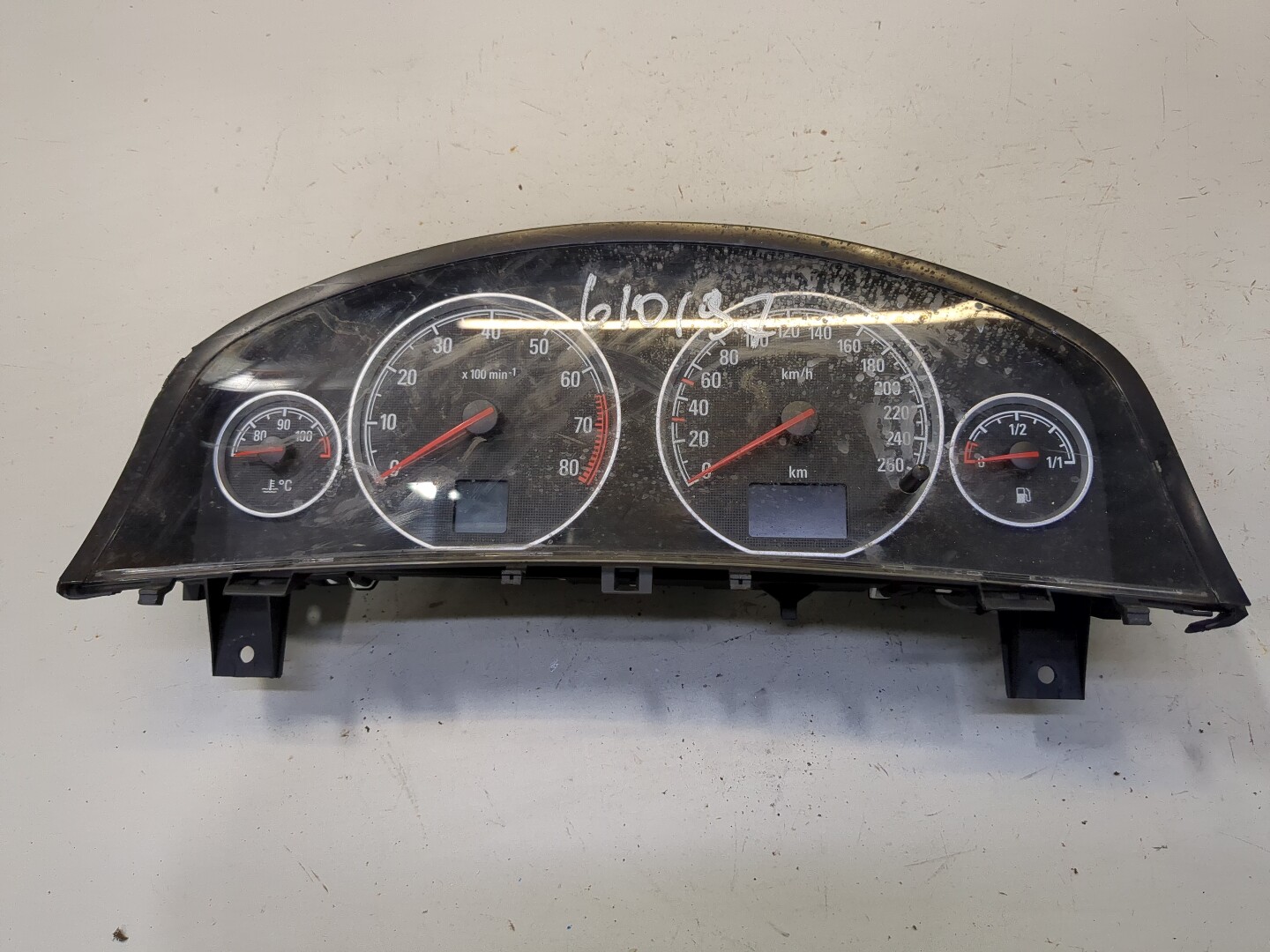 Панель приборов