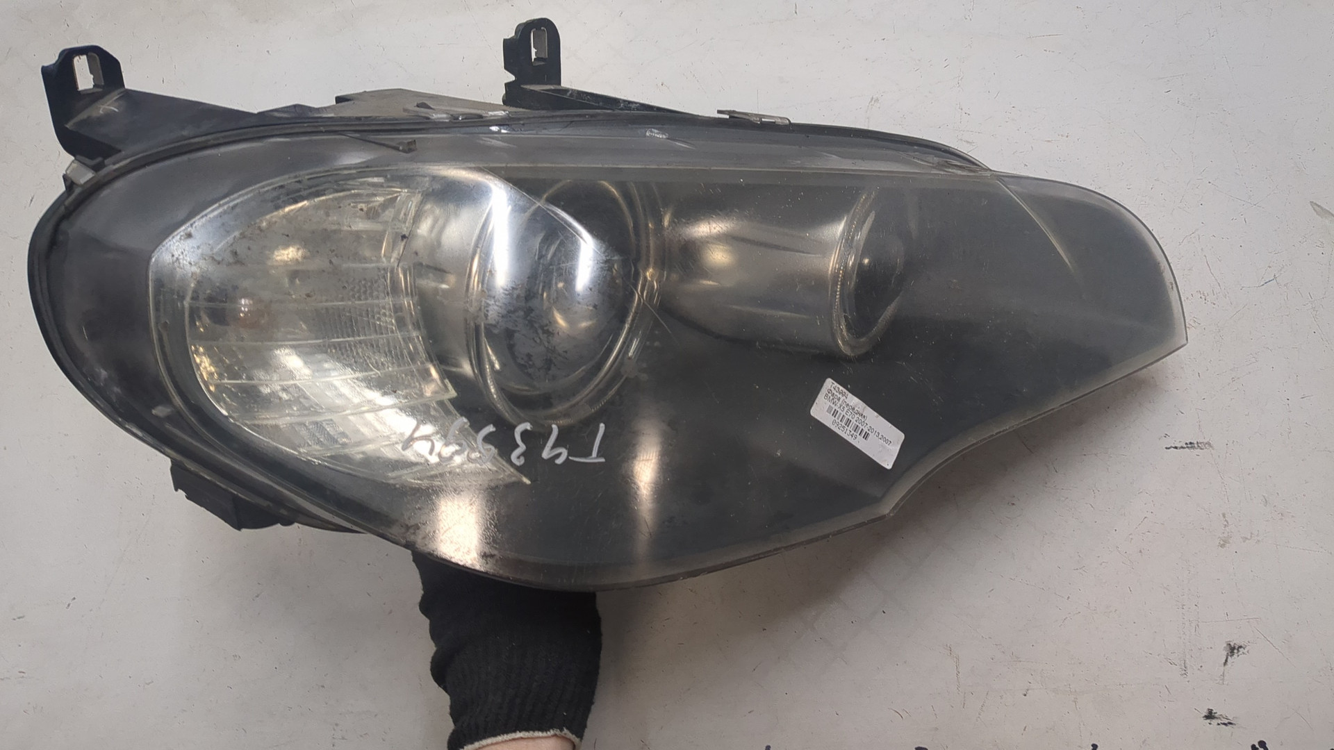 Фара правая