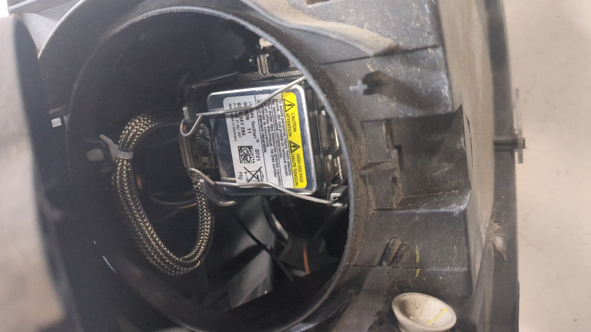 Фара правая