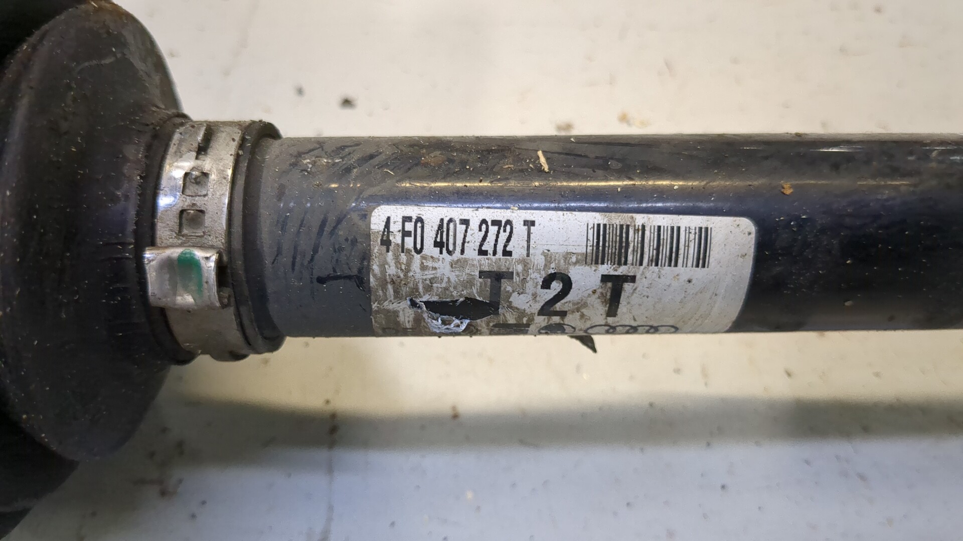 Полуось передняя правая