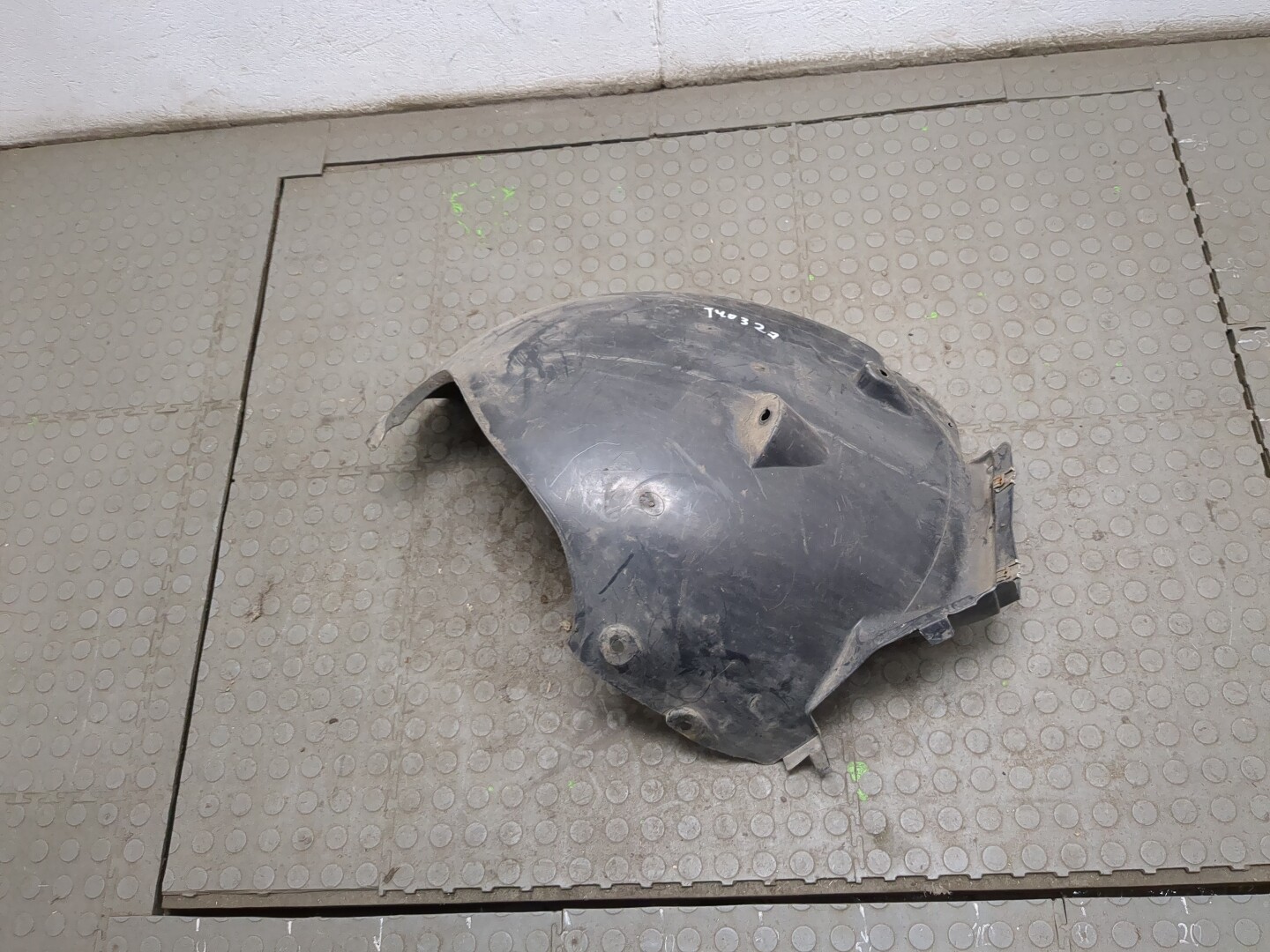 Локер передний правый