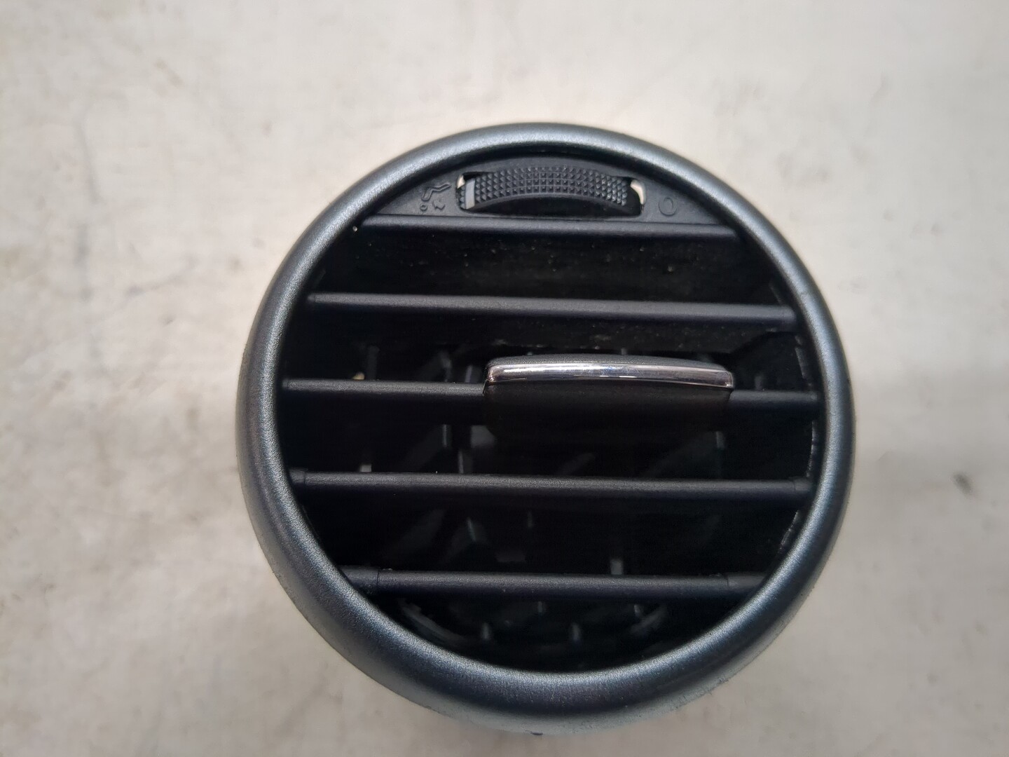 Дефлектор воздушный