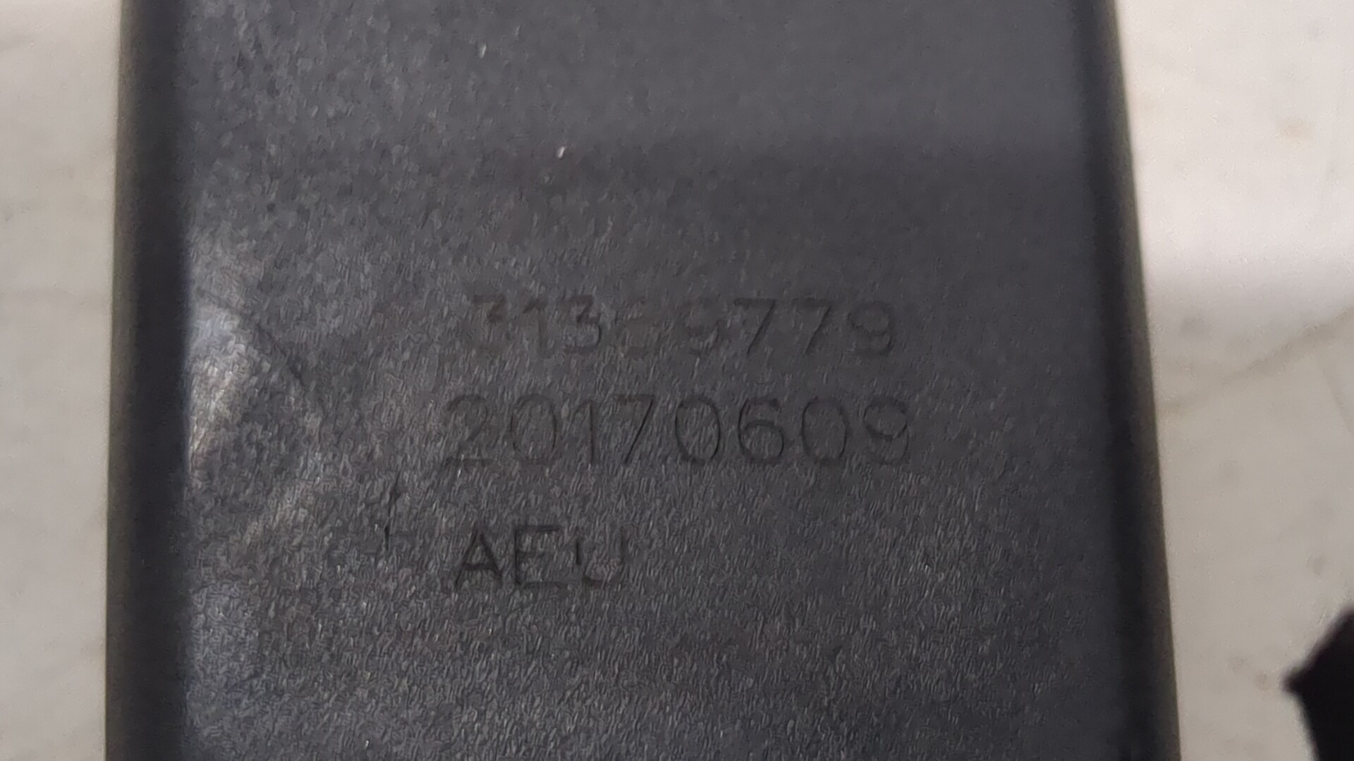 Ответная часть ремня безопасности