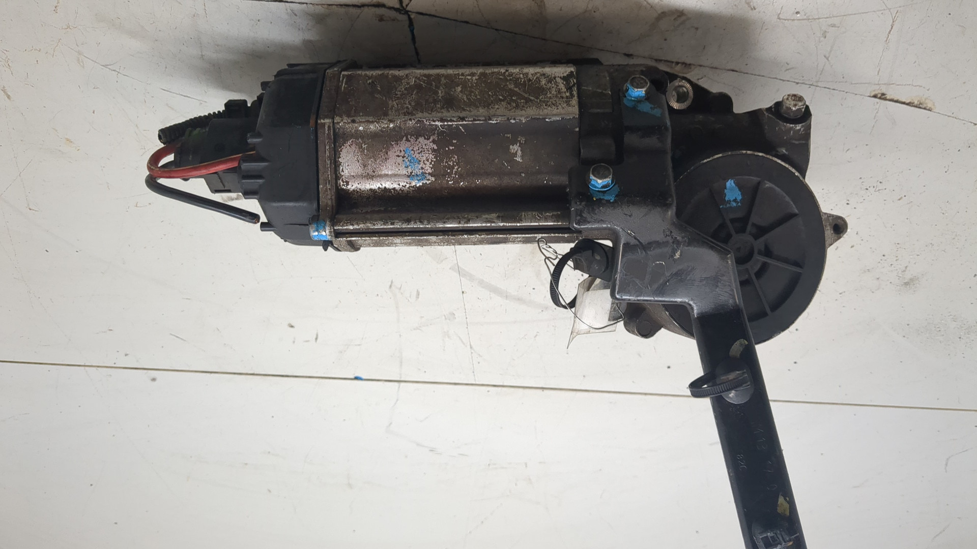 Серводвигатель рулевой рейки