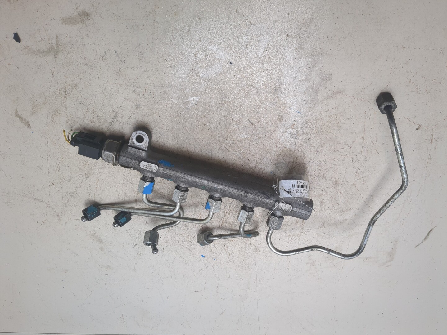 Рейка топливная (рампа)