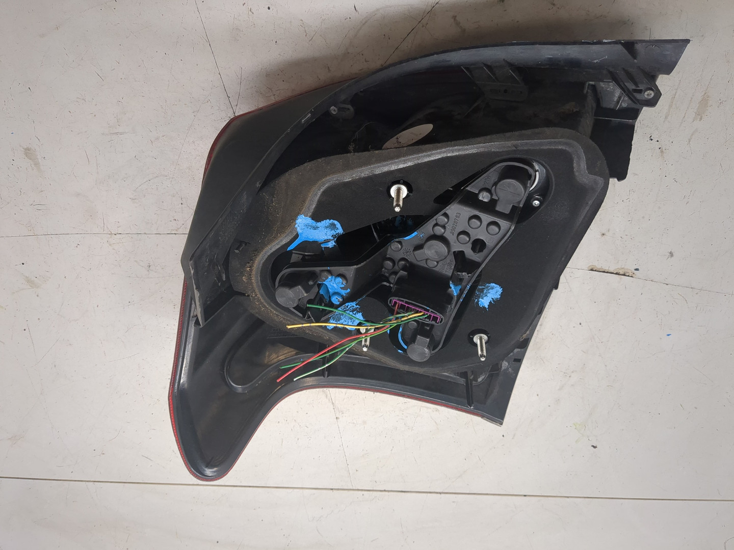 Фонарь задний правый