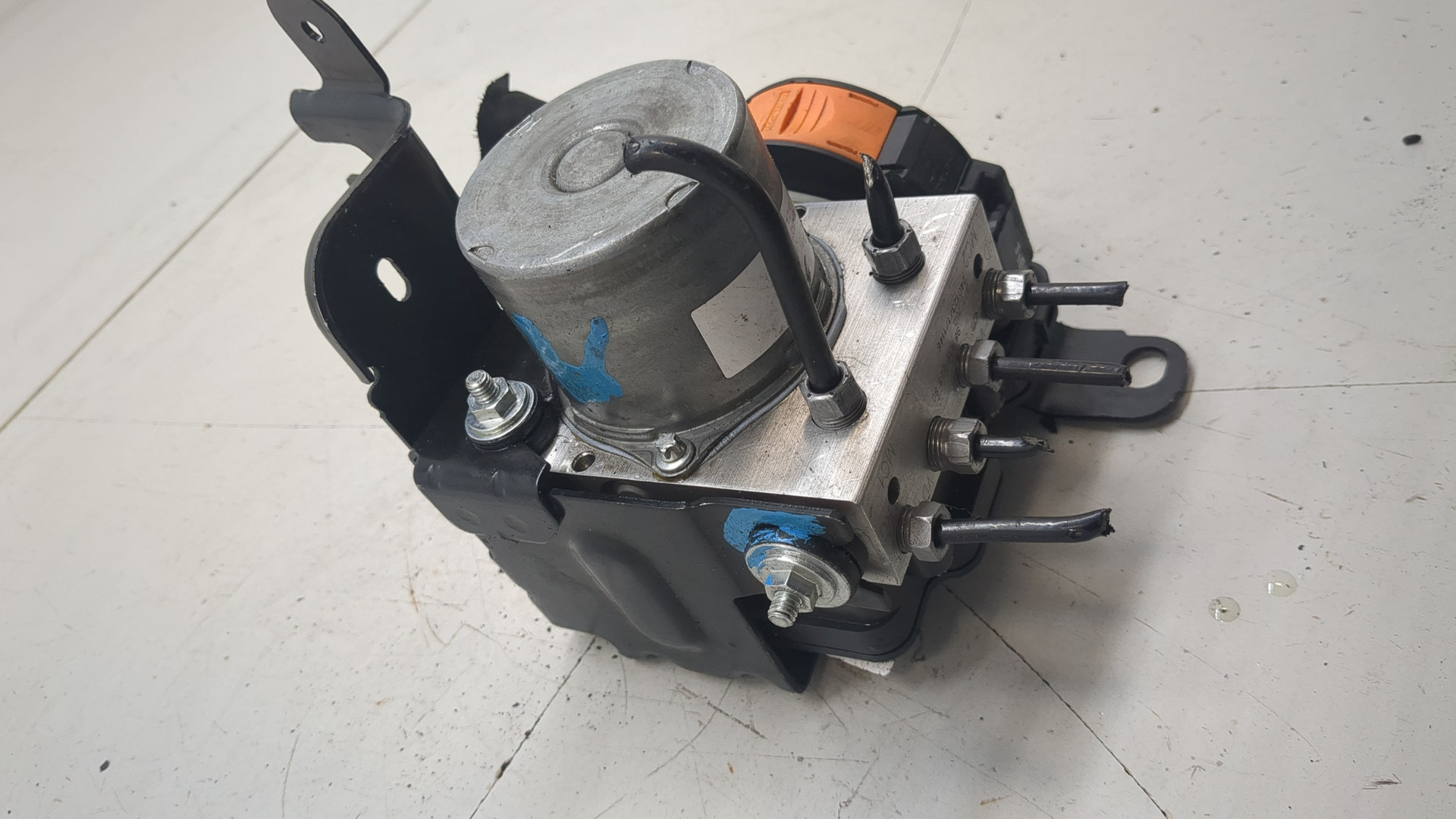 Блок ABS (насос)