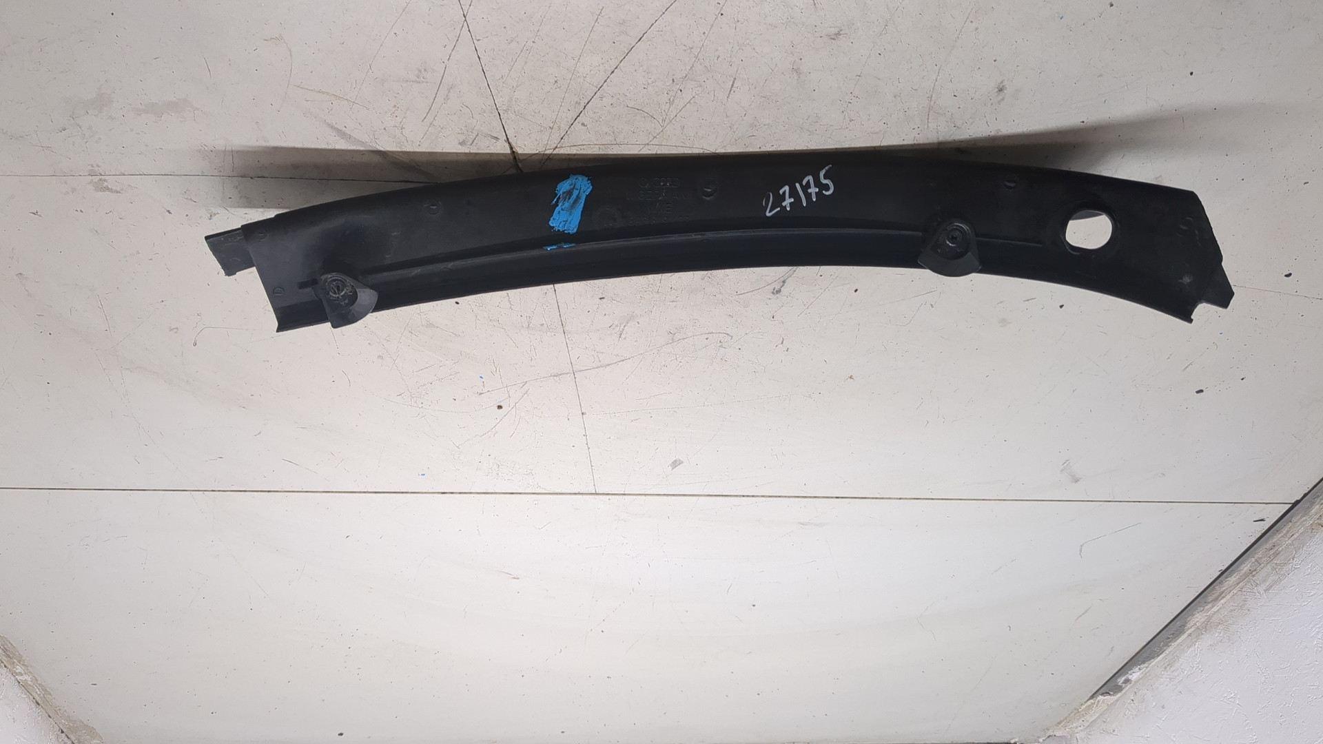 Решетка стеклоочистителей (Жабо)