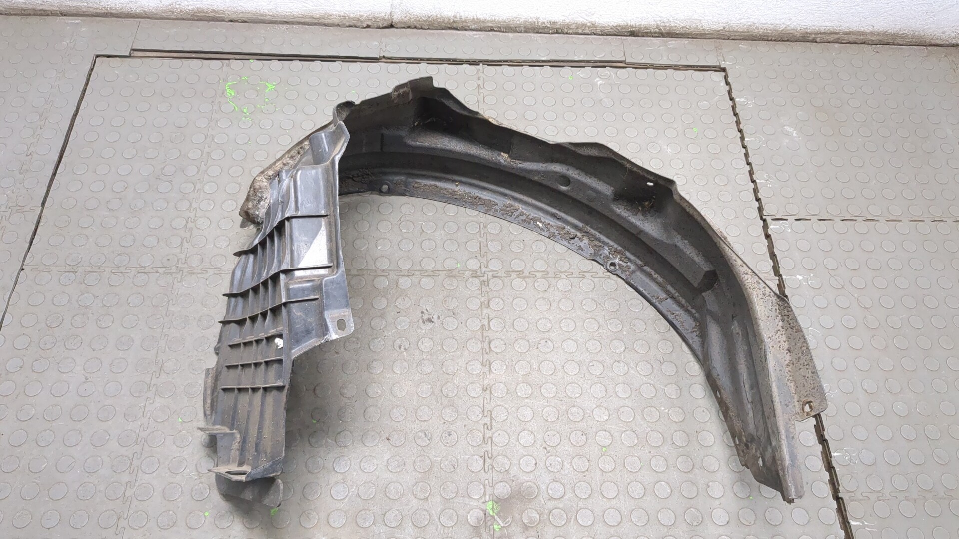 Локер передний правый