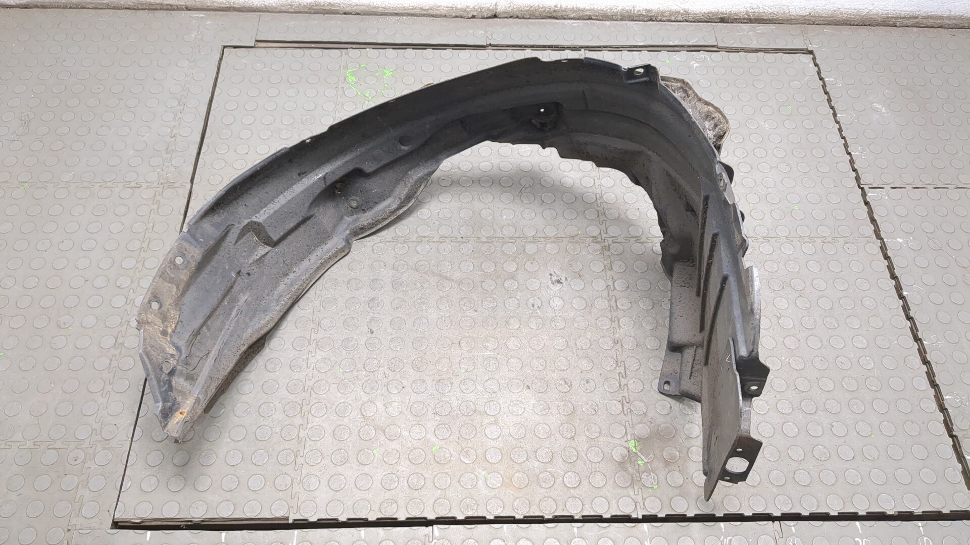 Локер передний правый