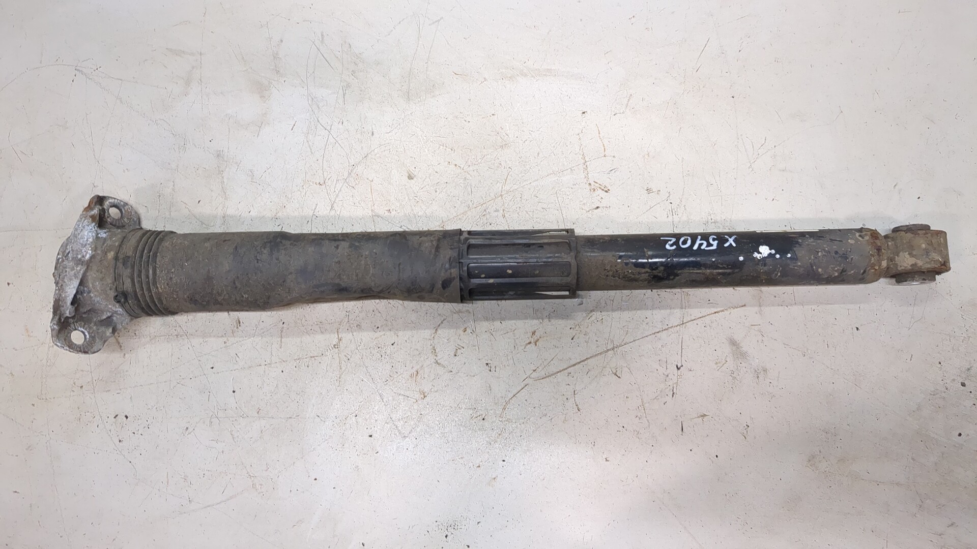 Амортизатор задний (стойка)