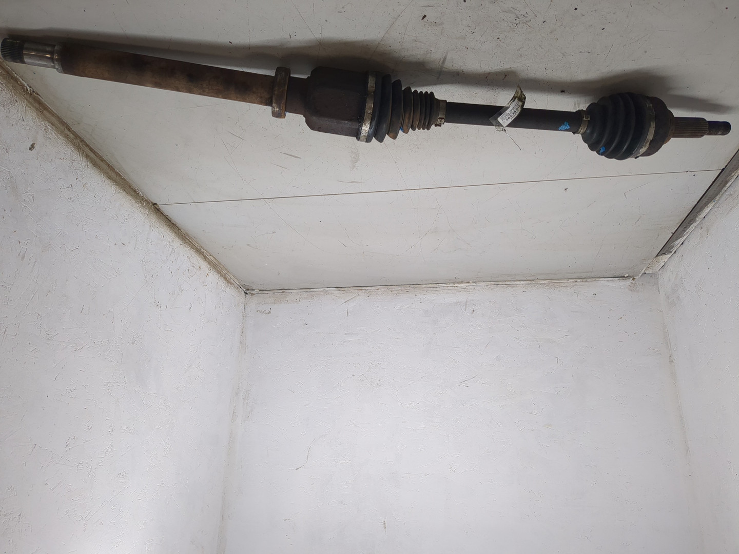 Полуось передняя правая