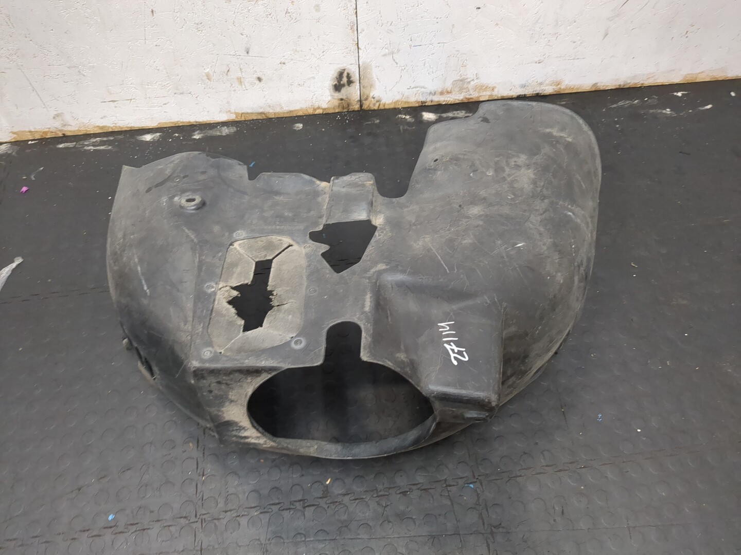 Локер передний левый