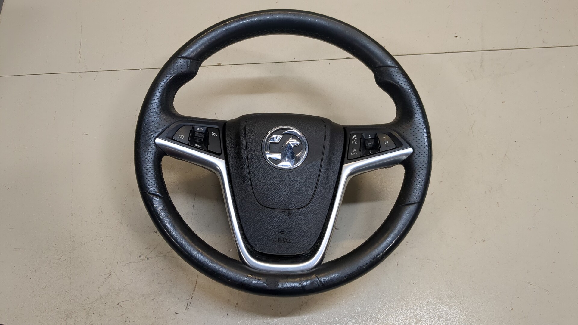 Рулевое колесо (руль)