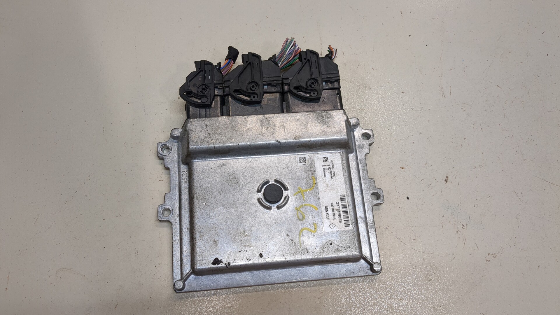 Блок управления двигателем