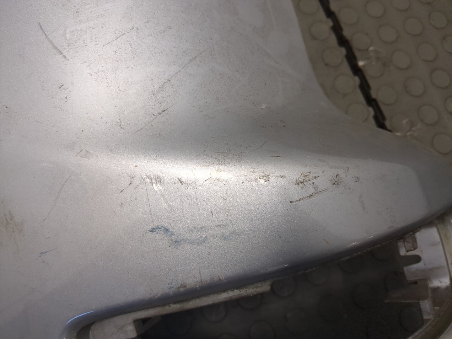 Накладка заднего бампера левая