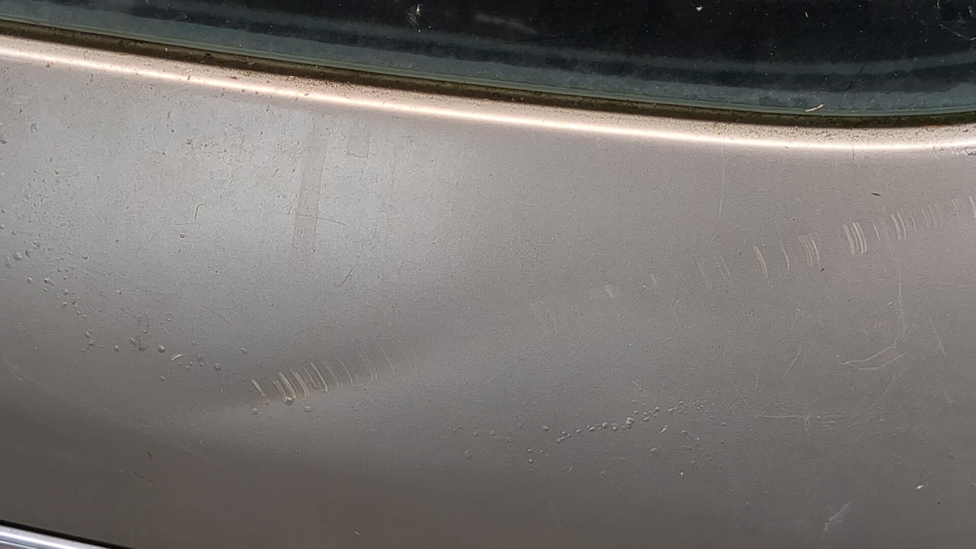 Дверь багажника