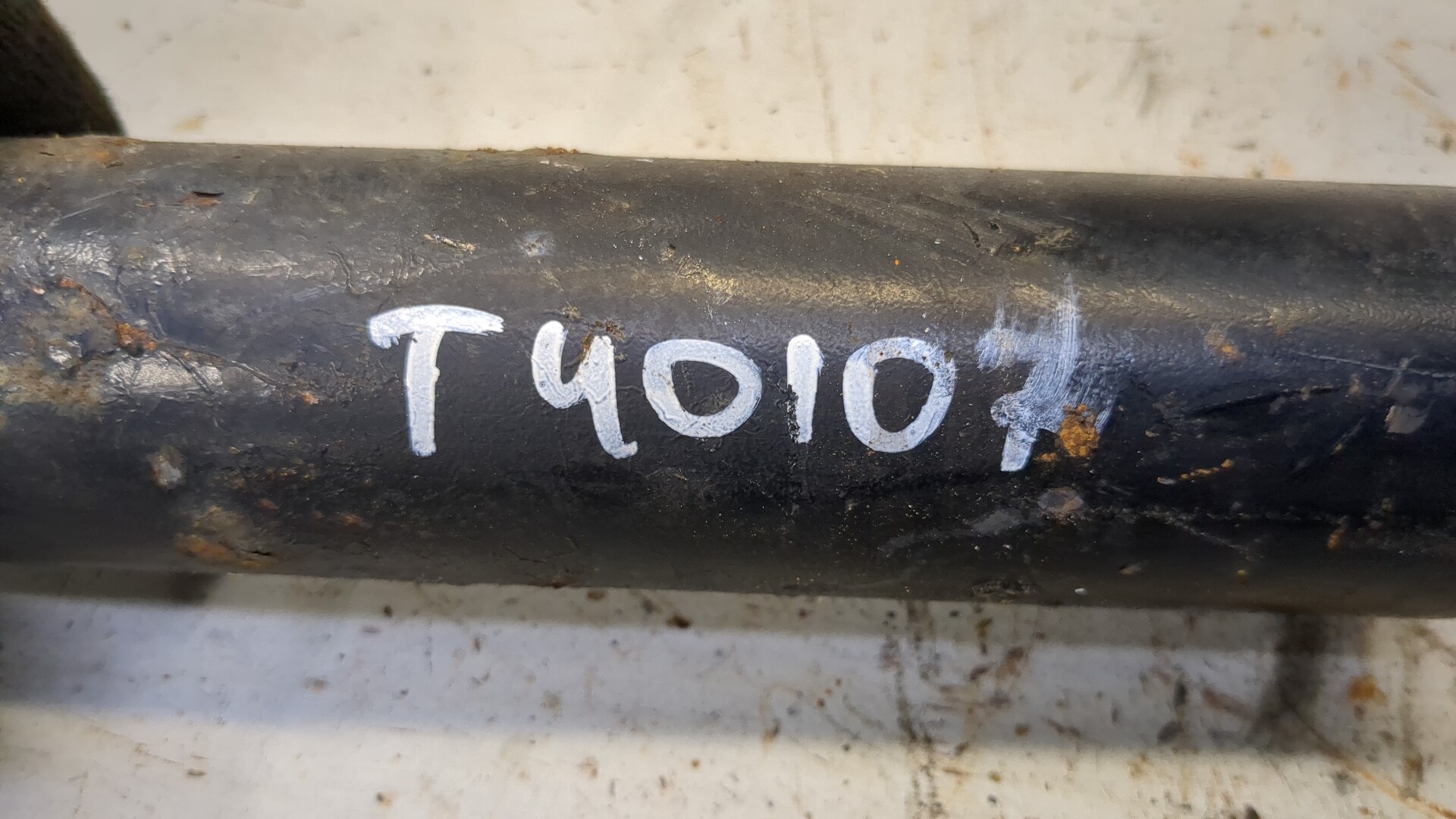 Амортизатор задний (стойка)