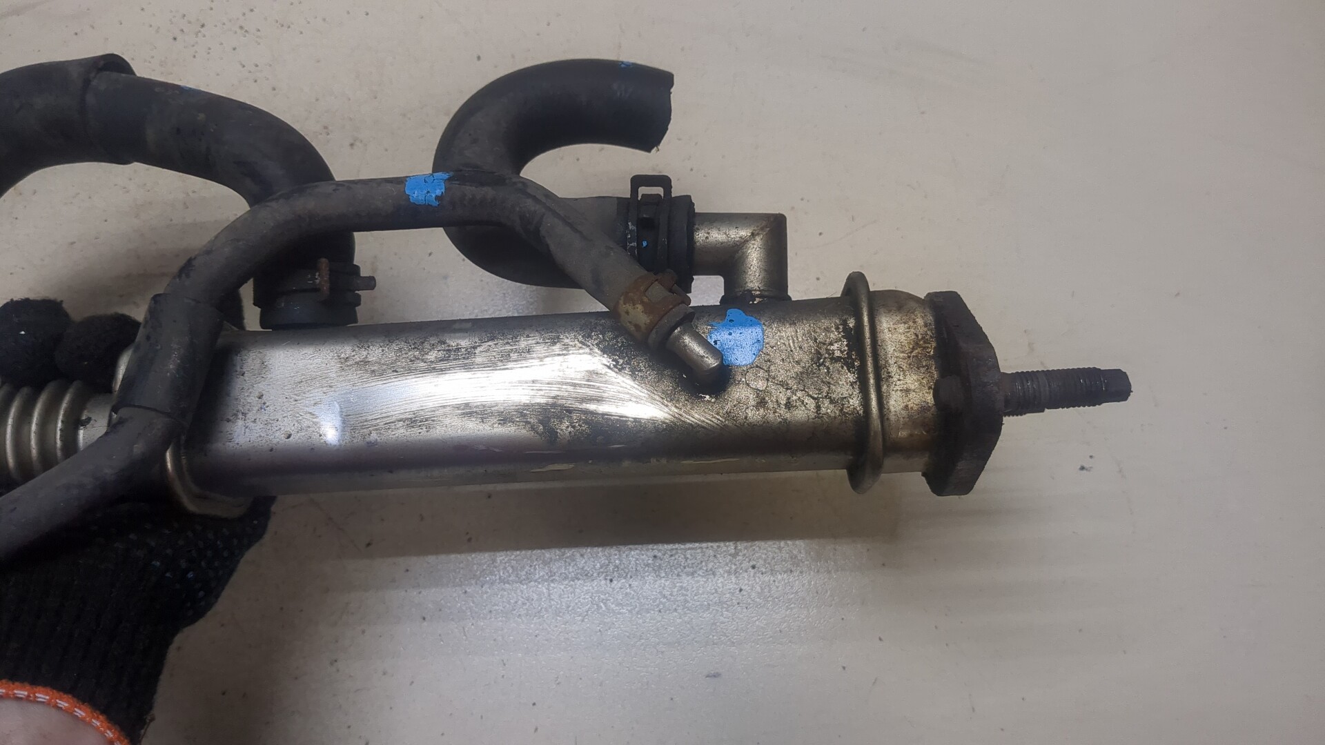 Тройник вентиляции картерных газов