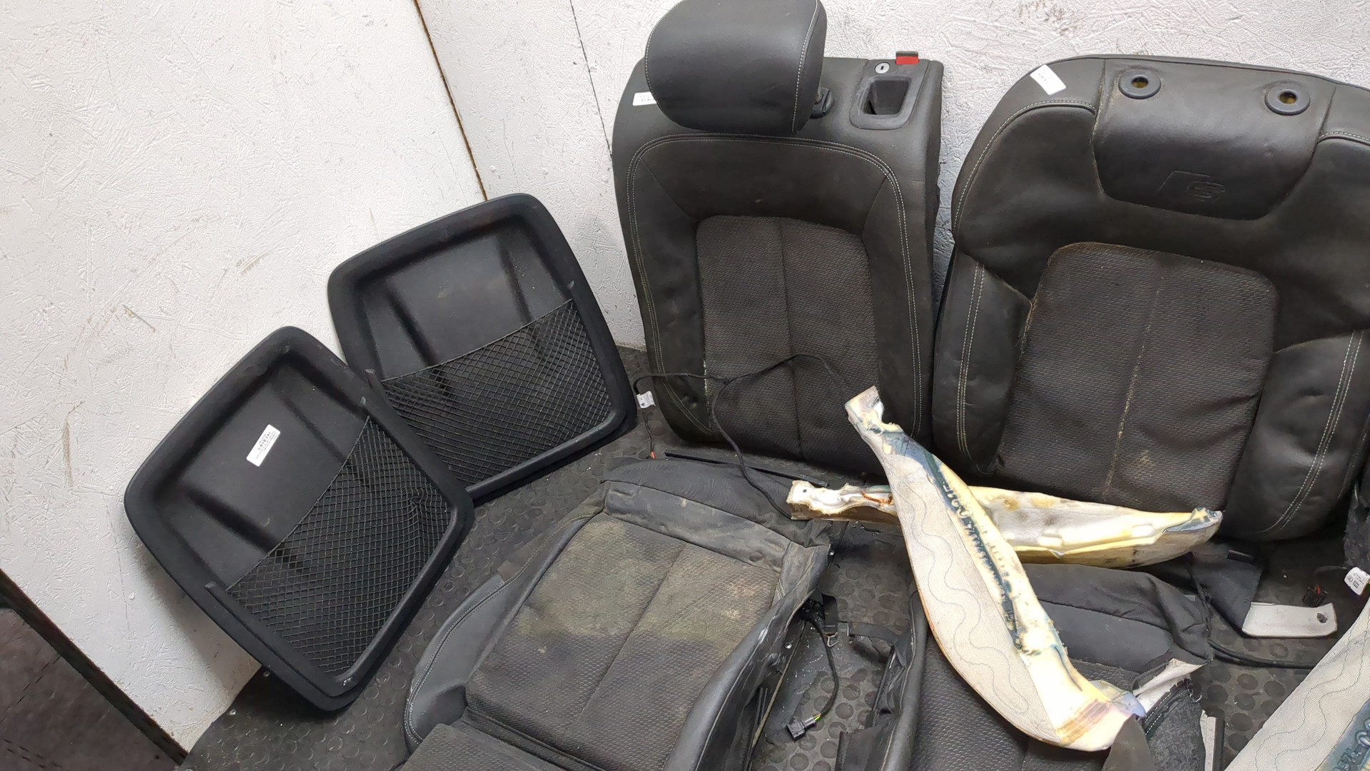 Сиденья комплект