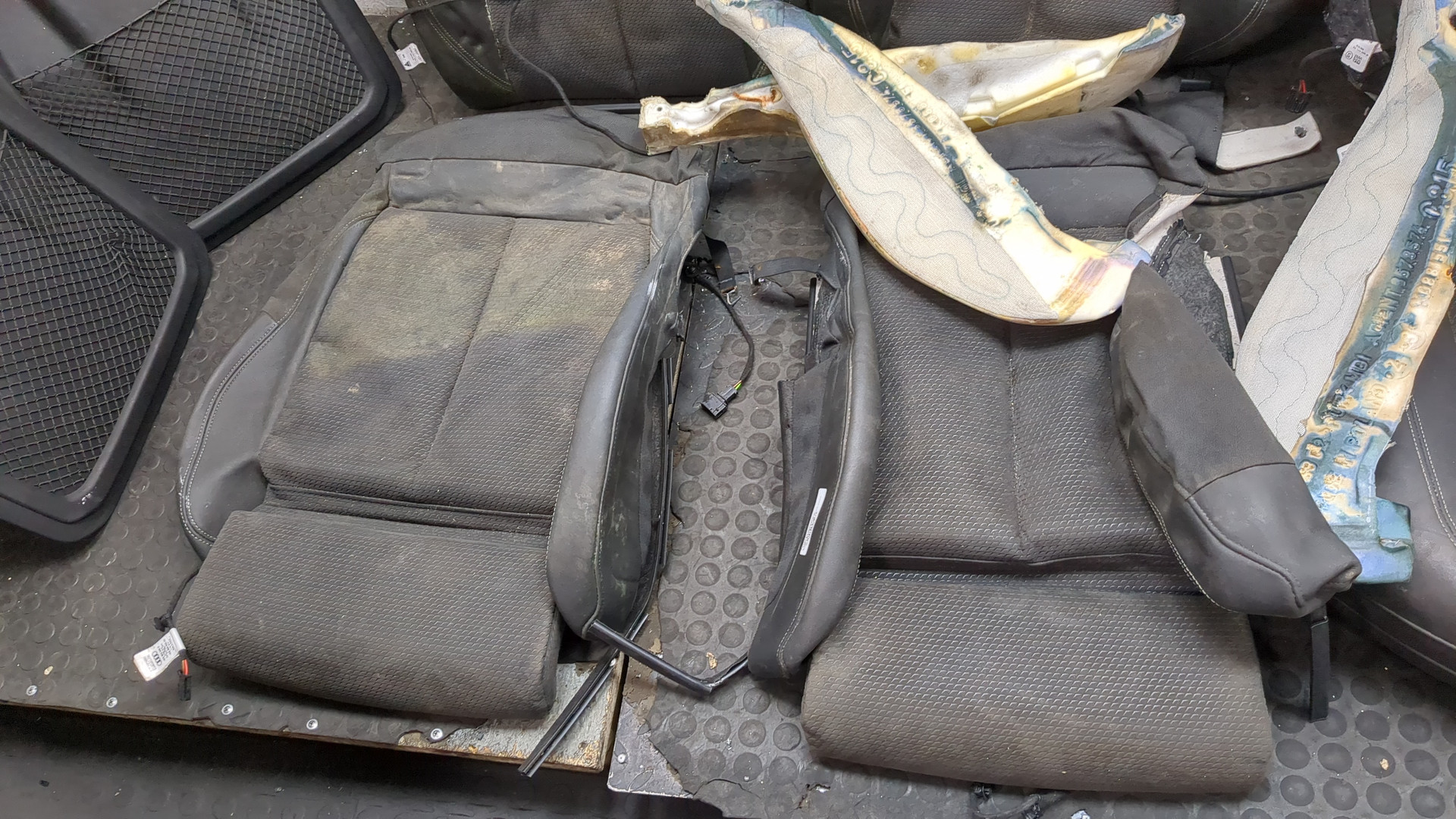 Сиденья комплект