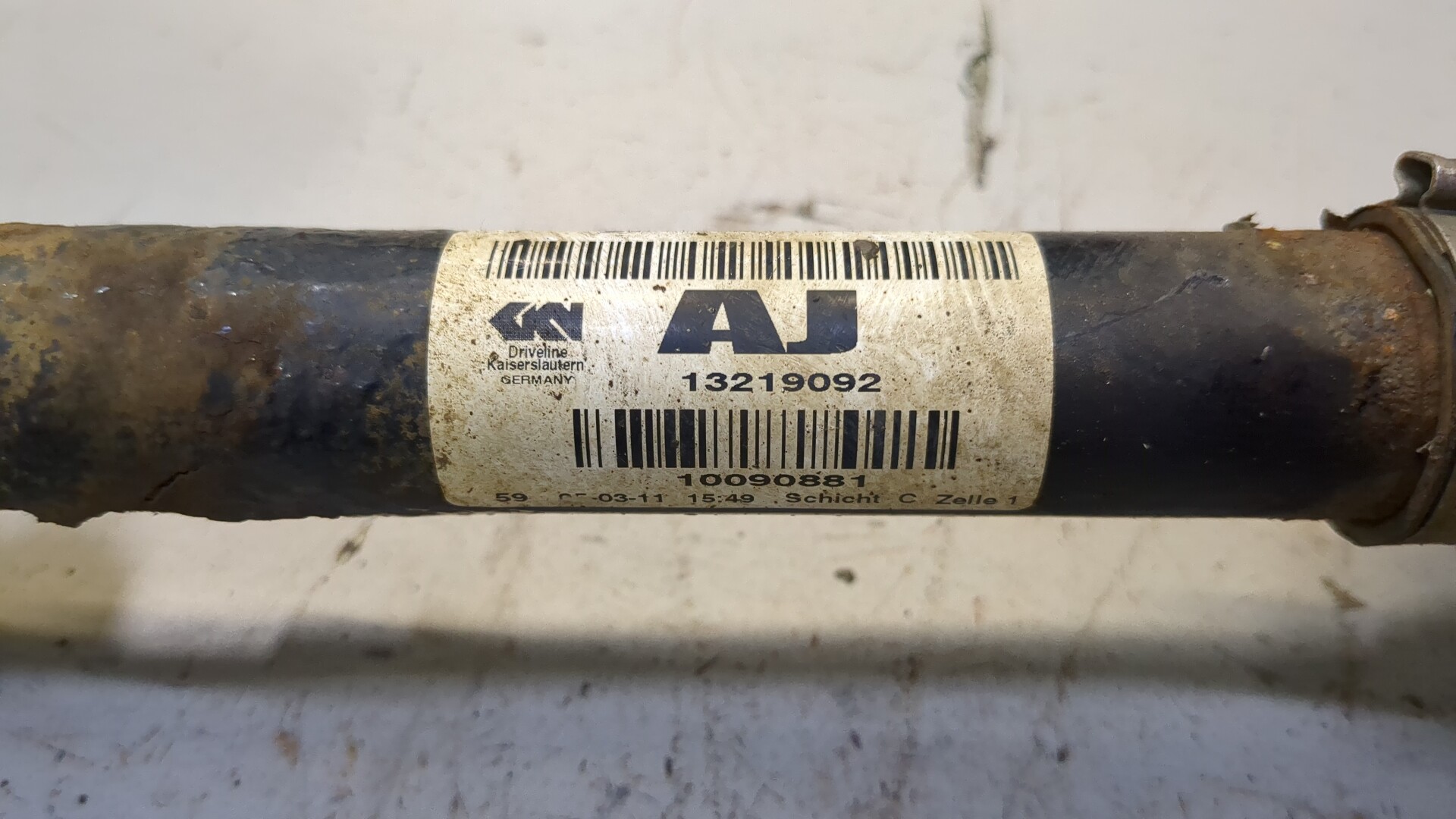 Полуось передняя левая