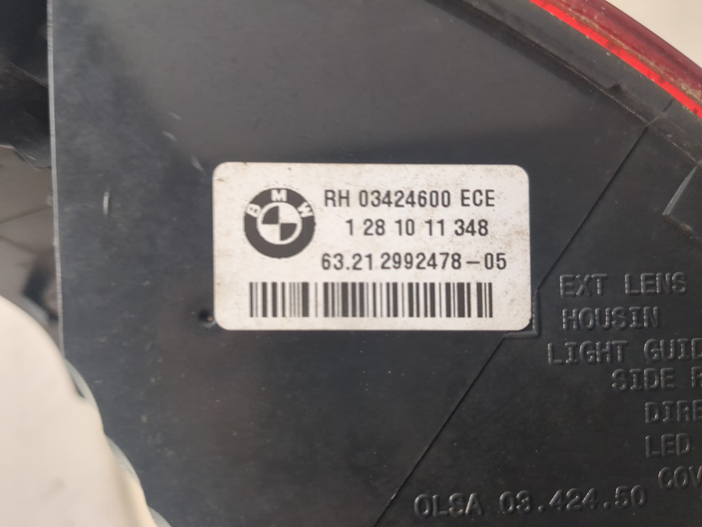 Фонарь задний правый