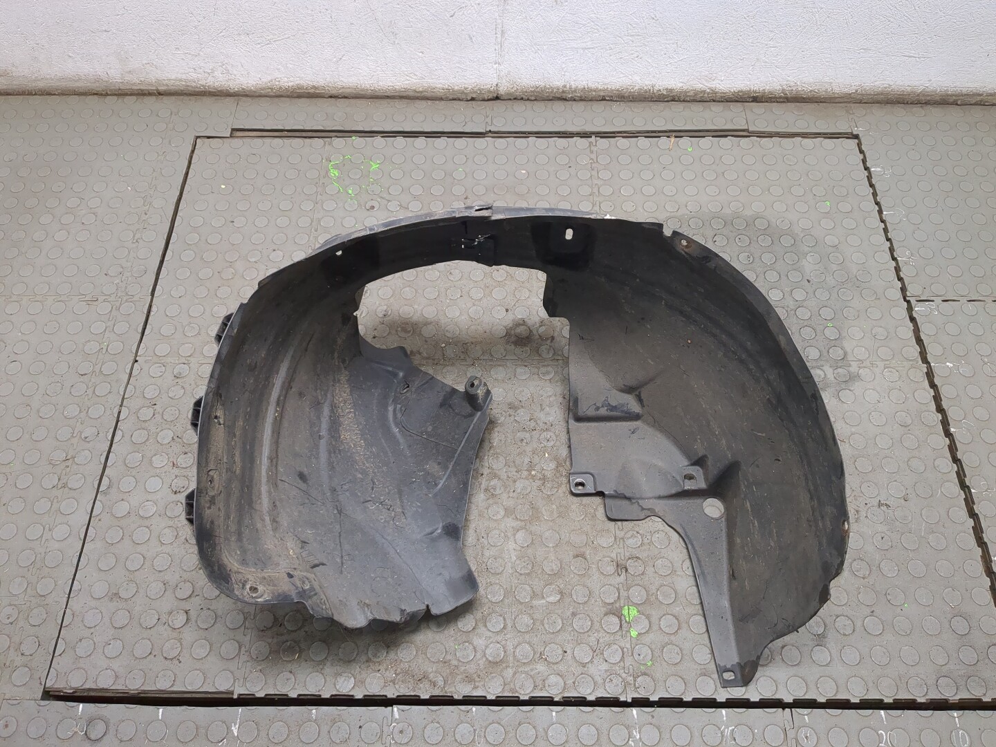 Локер передний правый