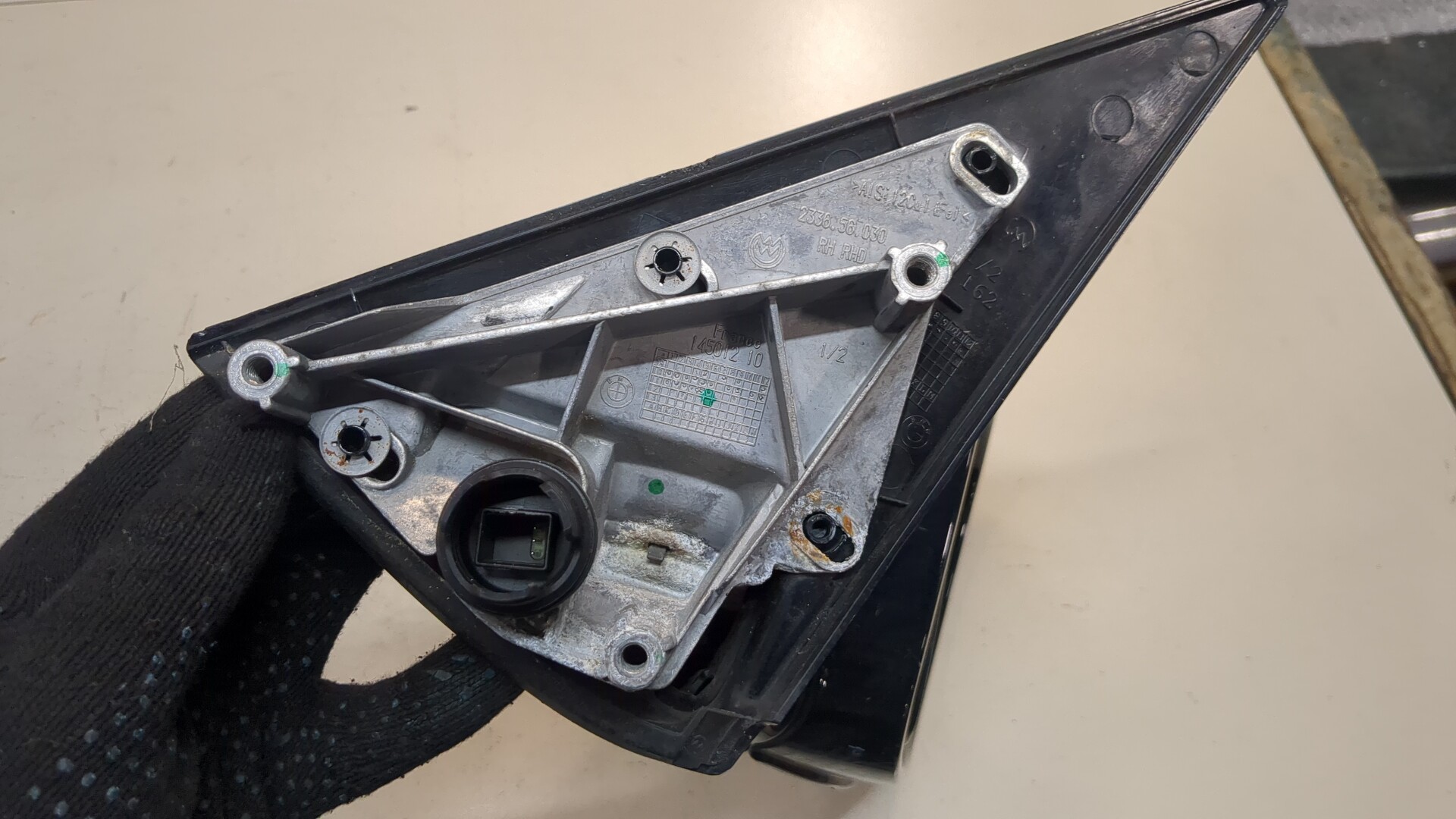 Зеркало правое электрическое