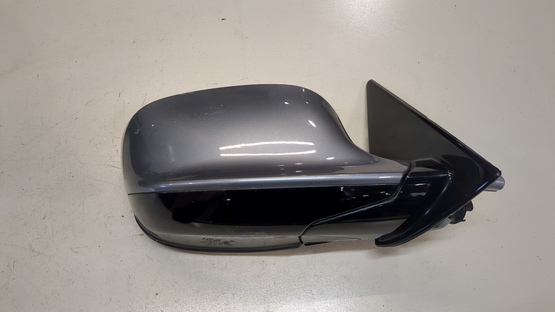 Зеркало правое электрическое