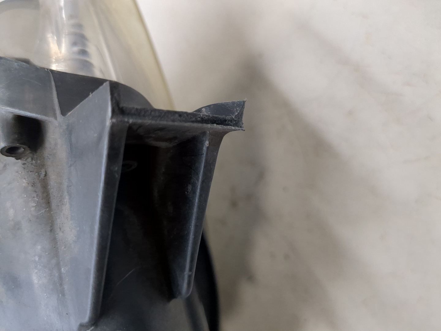 Фара правая