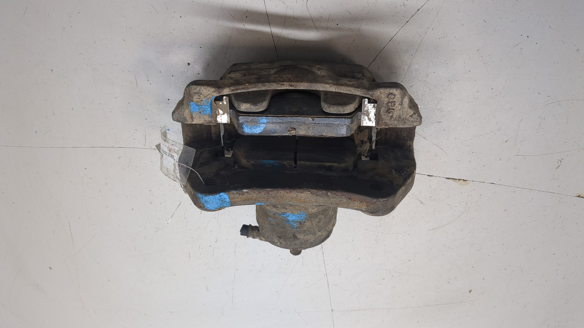 Суппорт передний правый