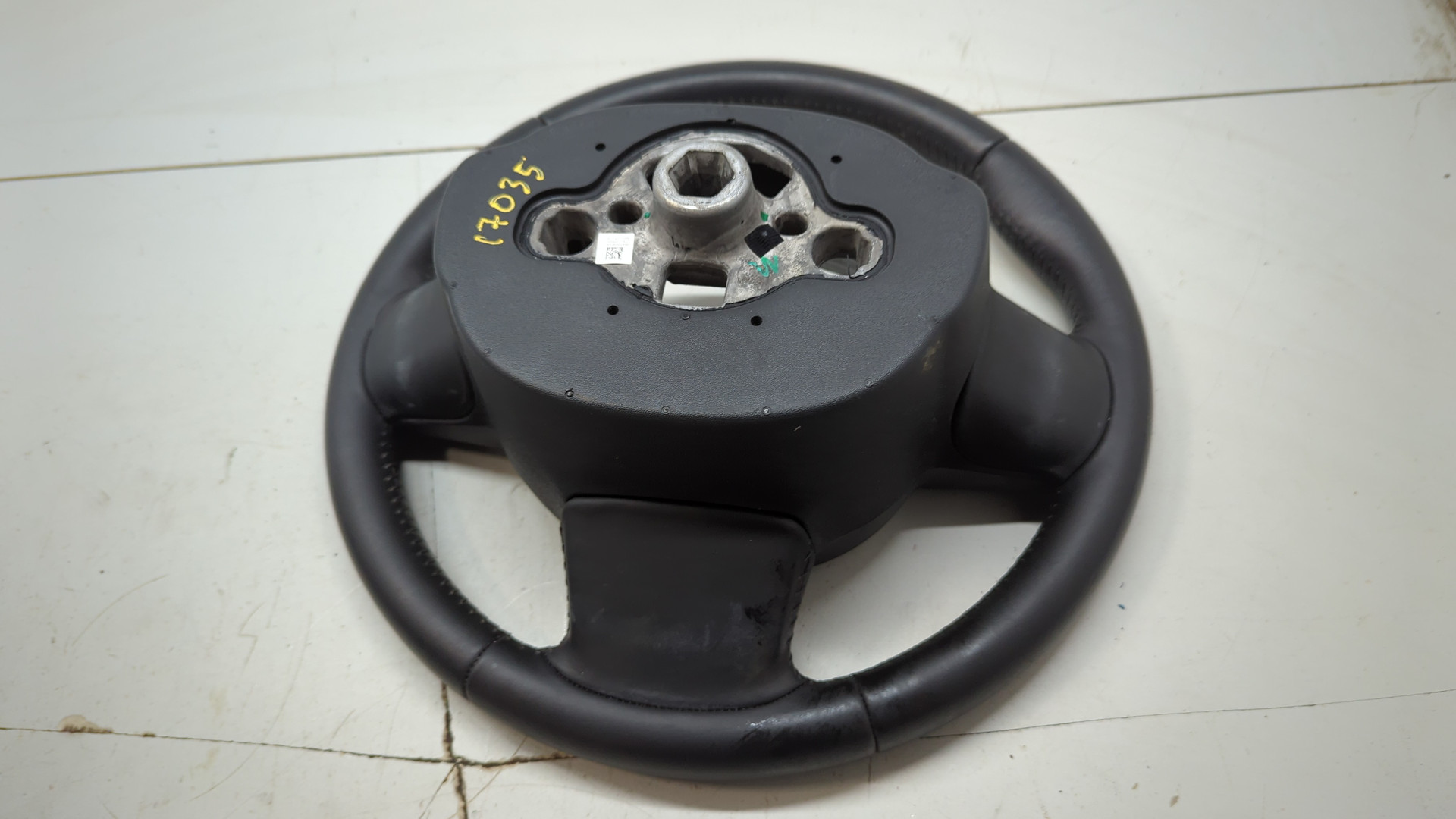 Рулевое колесо (руль)