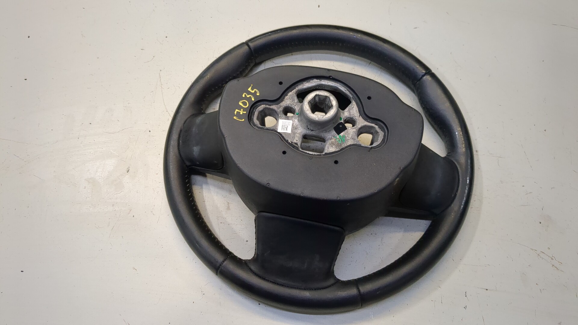 Рулевое колесо (руль)