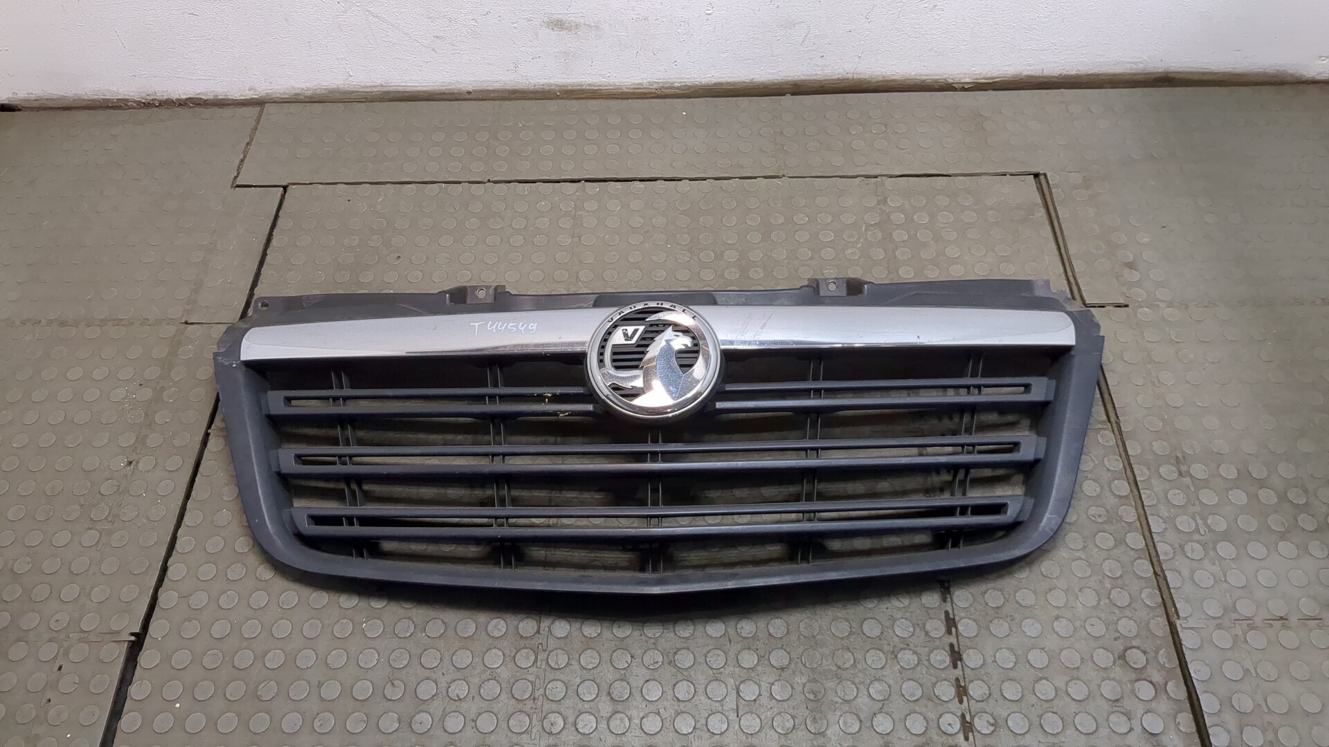 Решетка радиатора