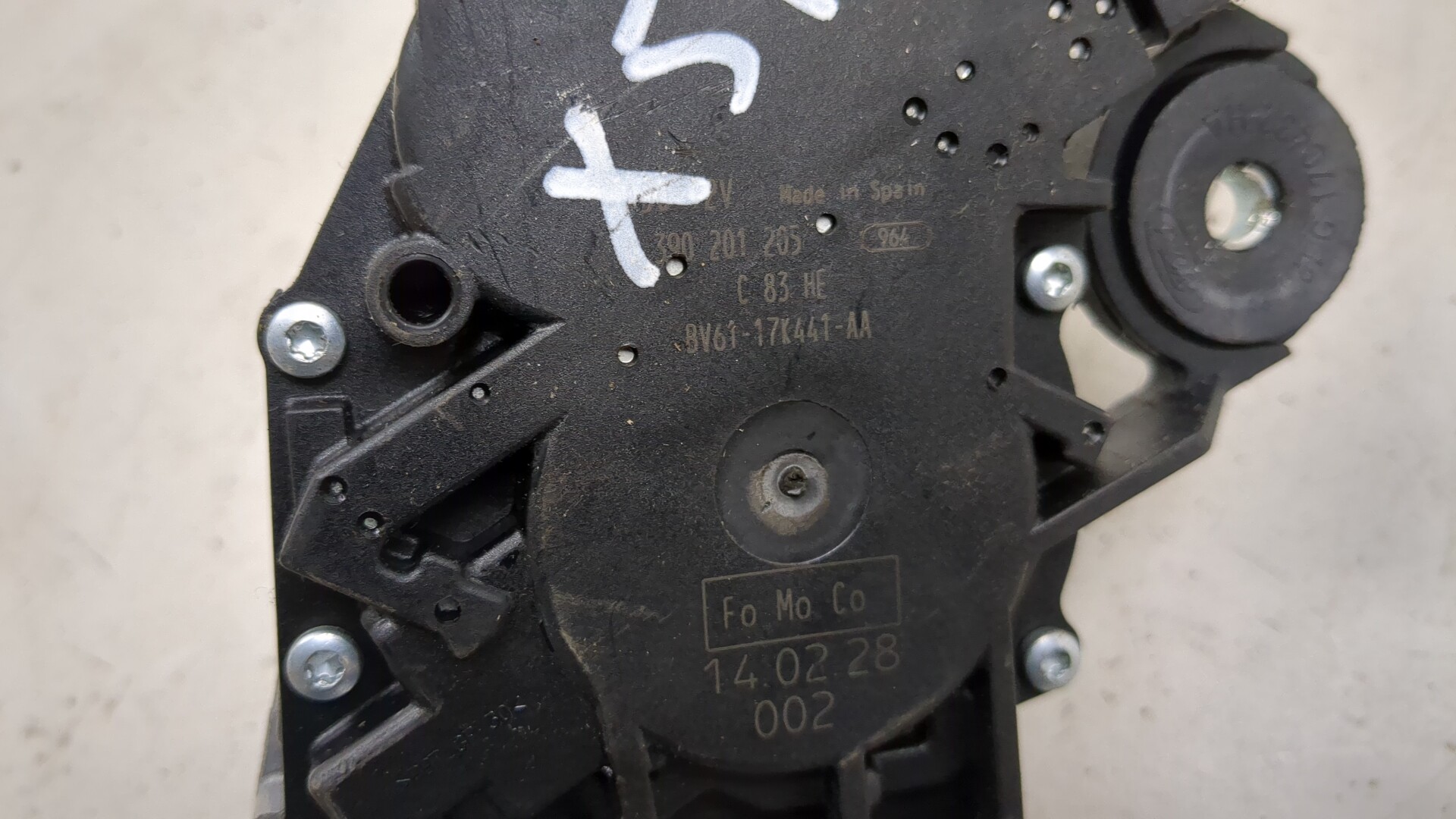 Моторчик стеклоочистителя задний